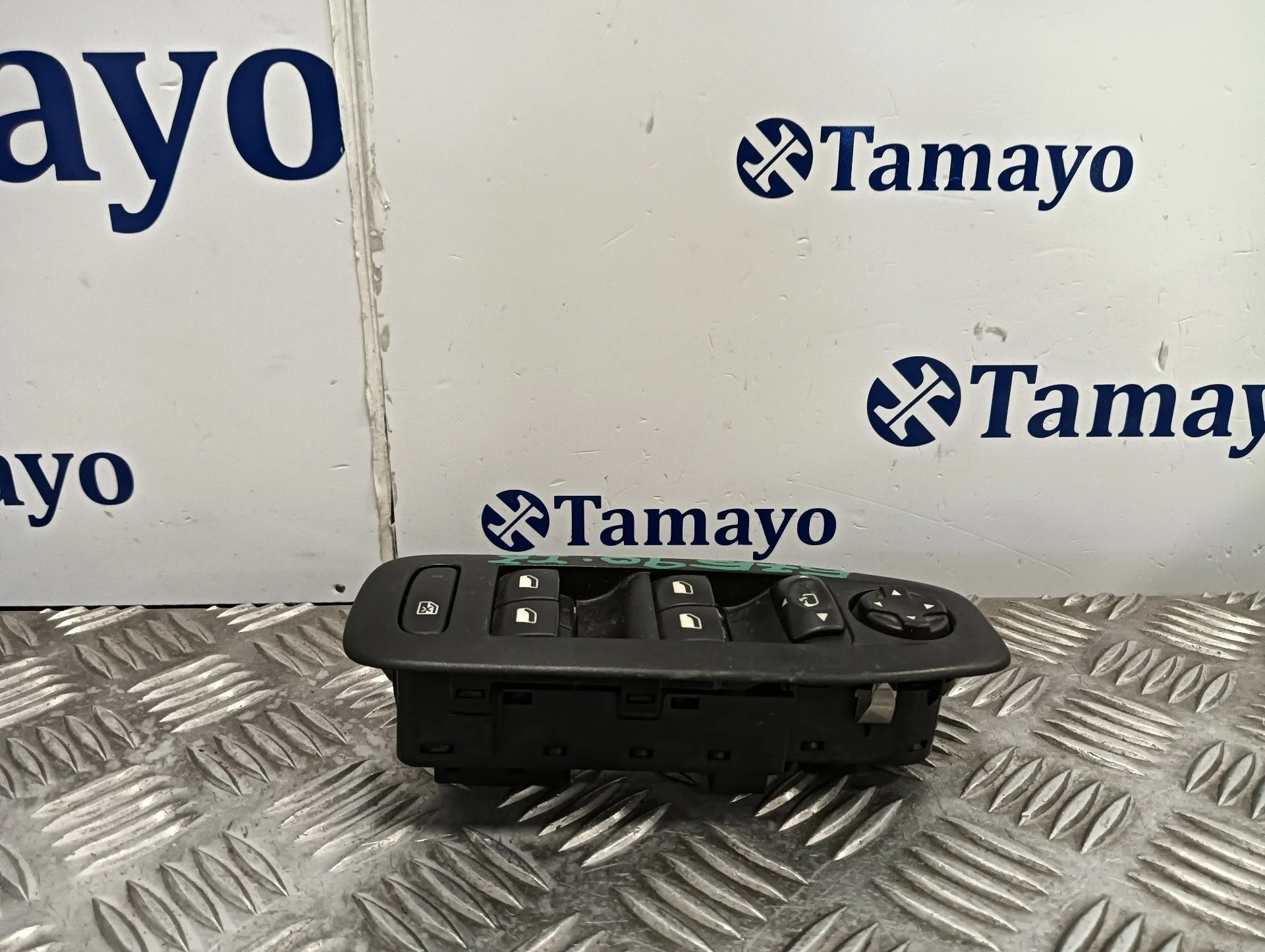 Mando Elevalunas Delantero Izquierdo para Peugeot 2008 (--.2013->)