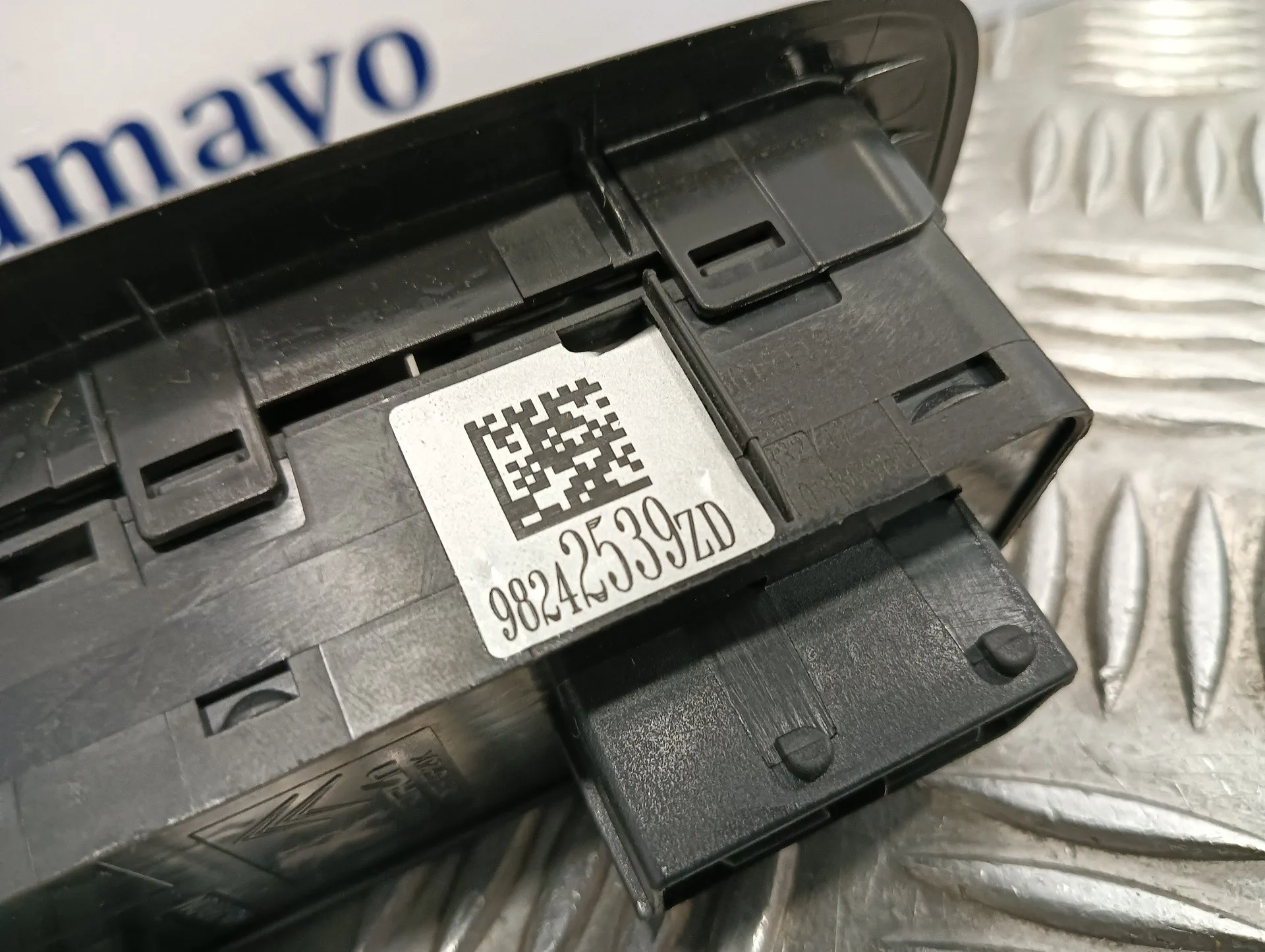 Mando Elevalunas Delantero Izquierdo para Peugeot 2008 (--.2013->)