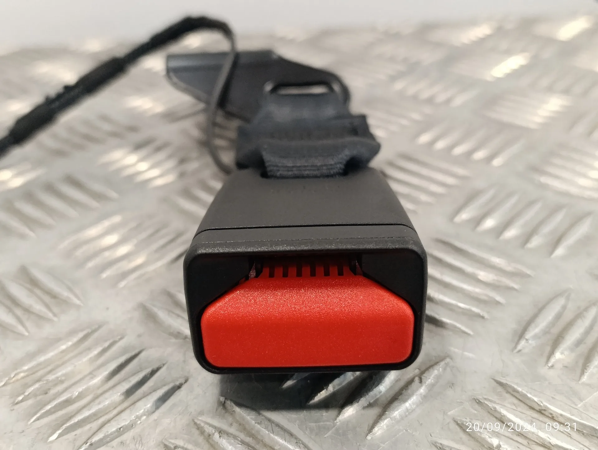 Enganche Cinturon Trasero Izquierdo para Opel Corsa F