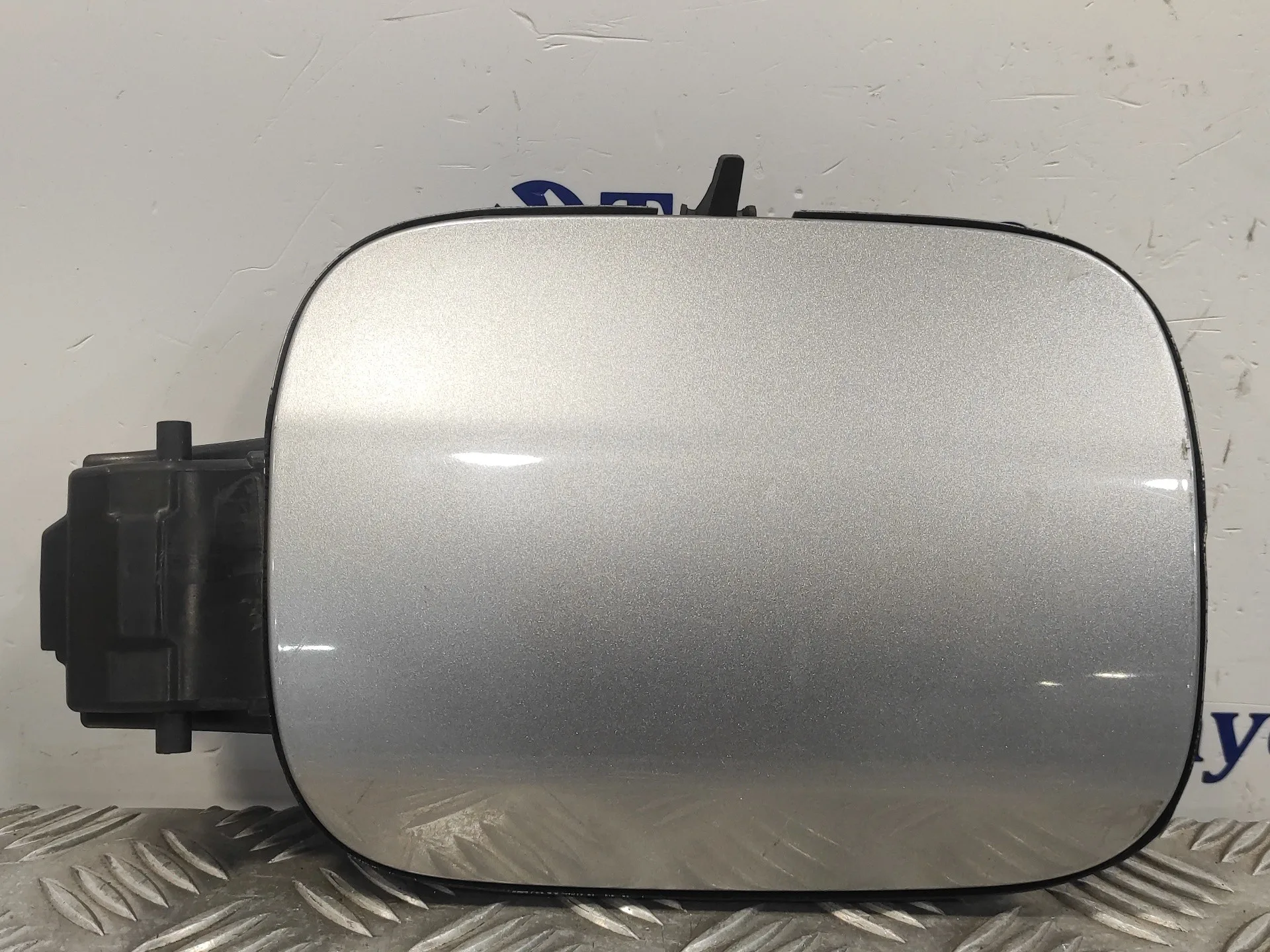 Tapa Exterior Combustible para Peugeot 308