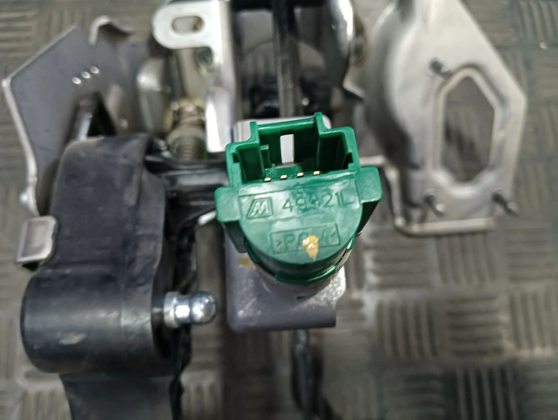 Pedal Embrague para Peugeot 2008 (--.2013->)