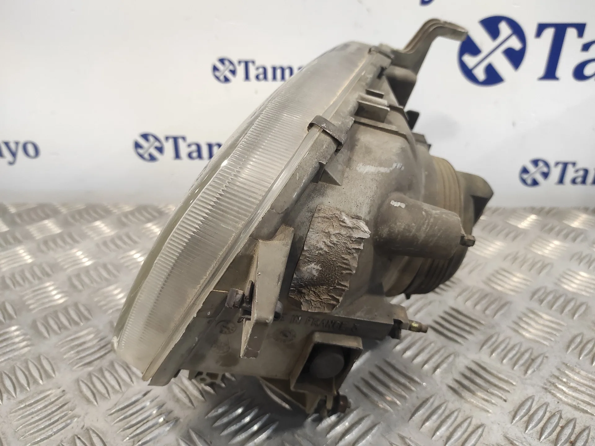 Faro Derecho para Nissan Micra (K11)