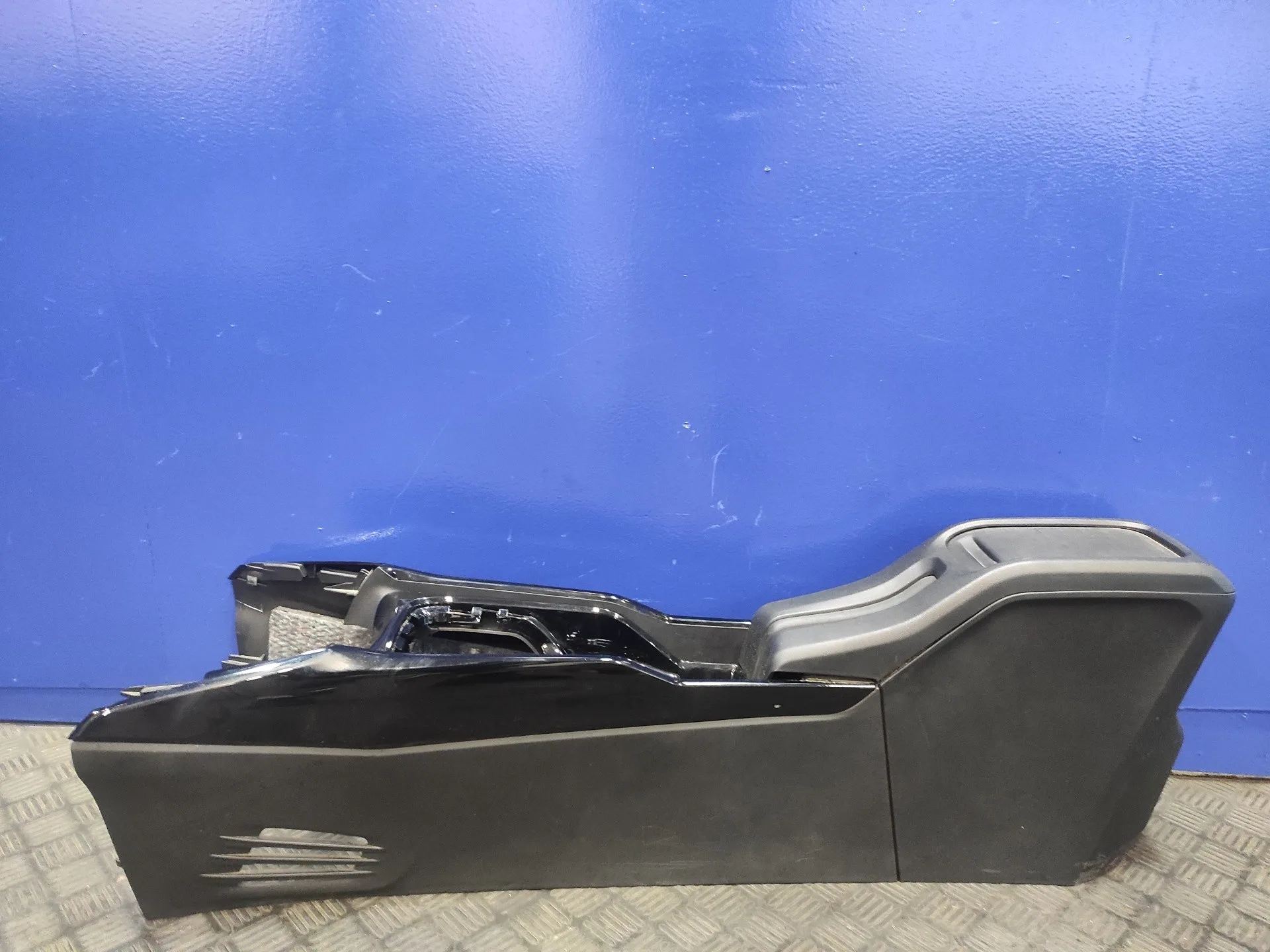 Apoyabrazos Central para Peugeot 2008 (--.2013->)