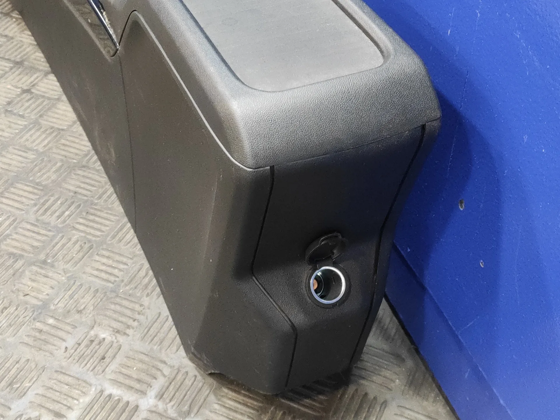 Apoyabrazos Central para Peugeot 2008 (--.2013->)