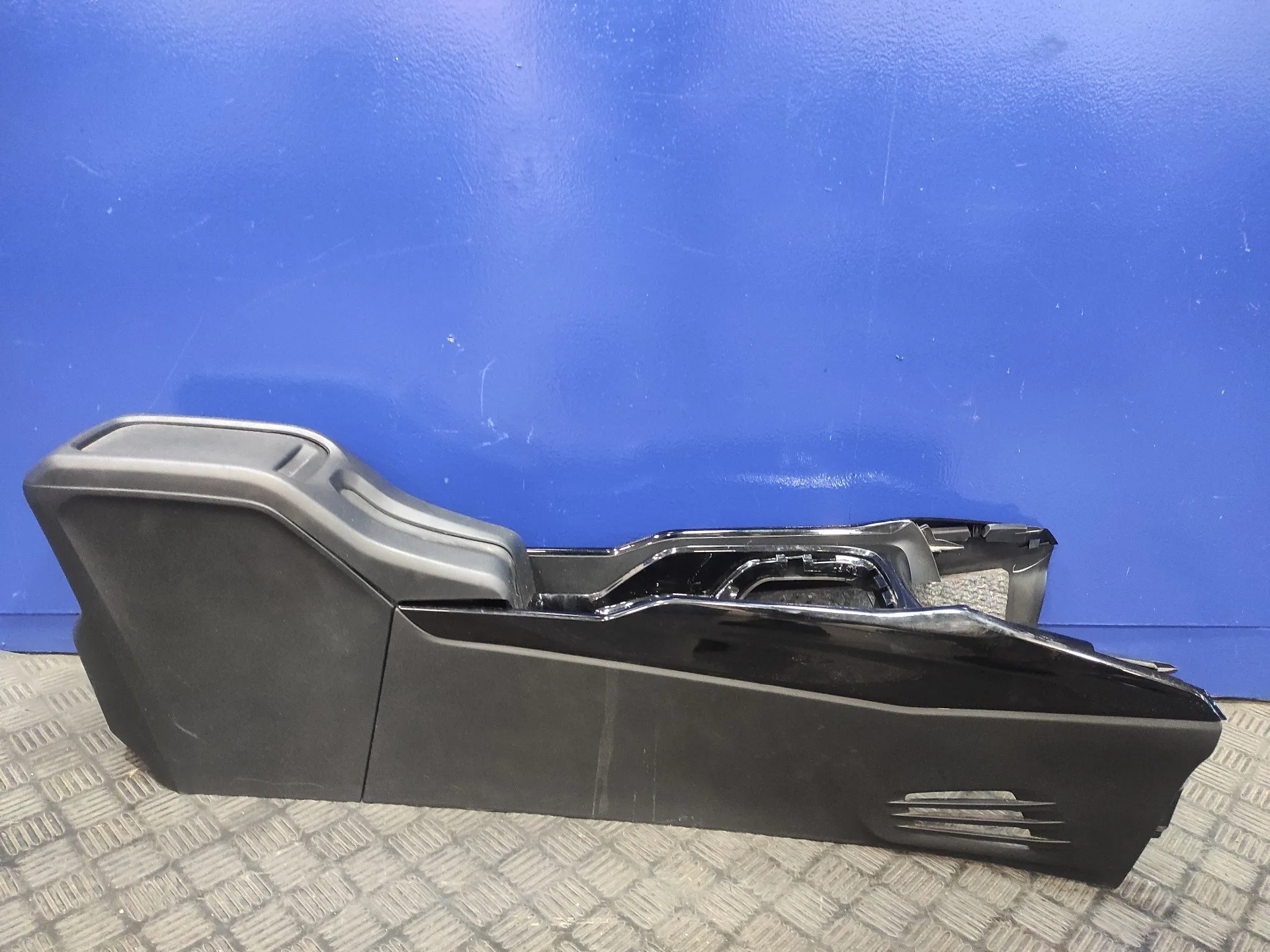 Apoyabrazos Central para Peugeot 2008 (--.2013->)
