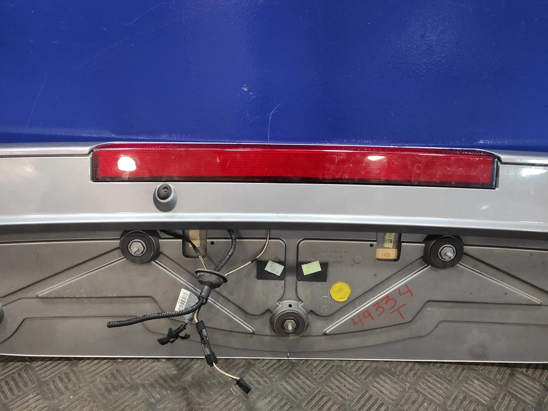 Aleron Trasero para Bmw X3 (E83)