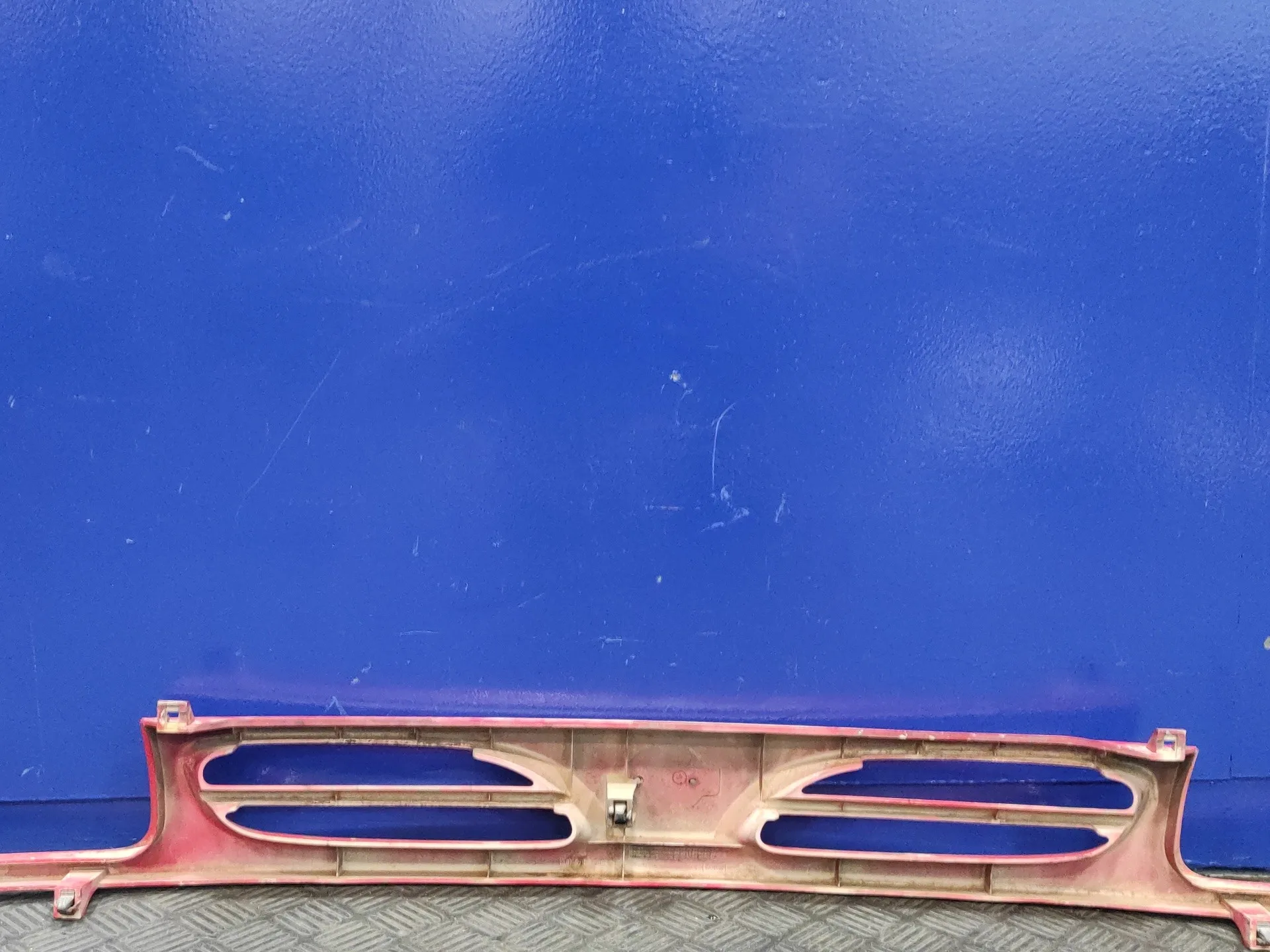 Rejilla Delantera para Nissan Micra (K11)