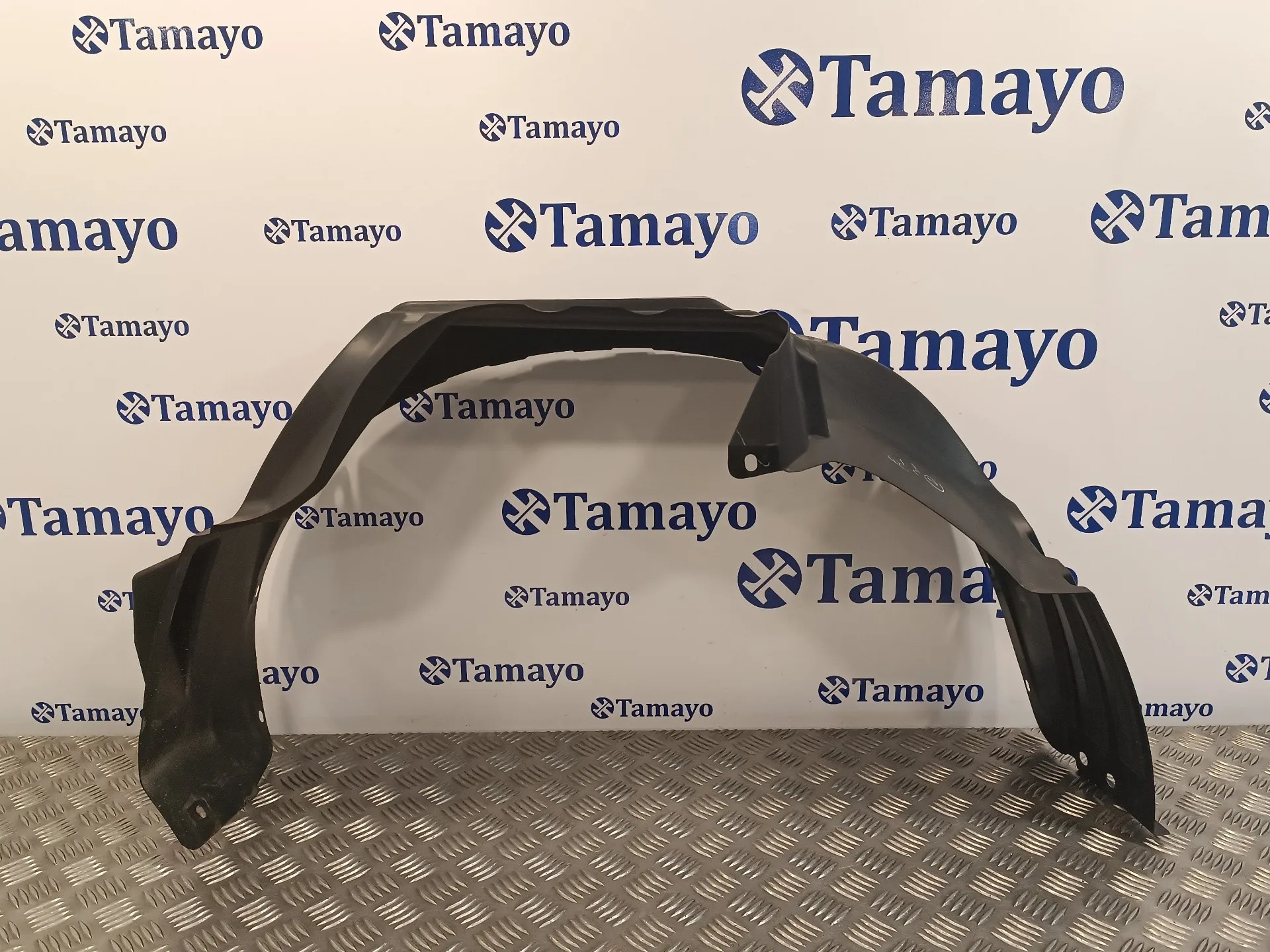 Plastico Paso Rueda Trasero Izquierdo para Isuzu D-Max
