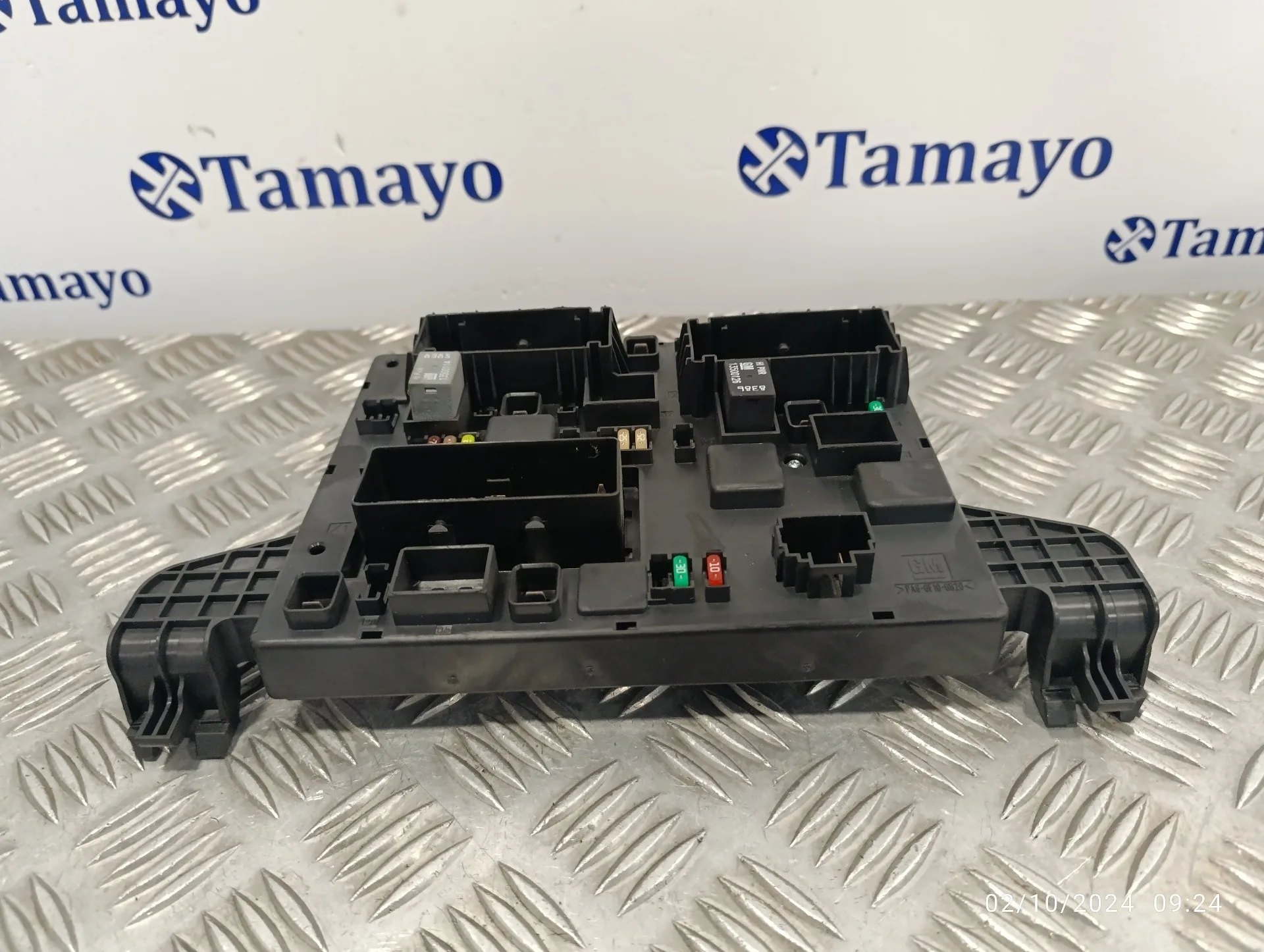 Caja Reles / Fusibles para Opel Astra J Lim.