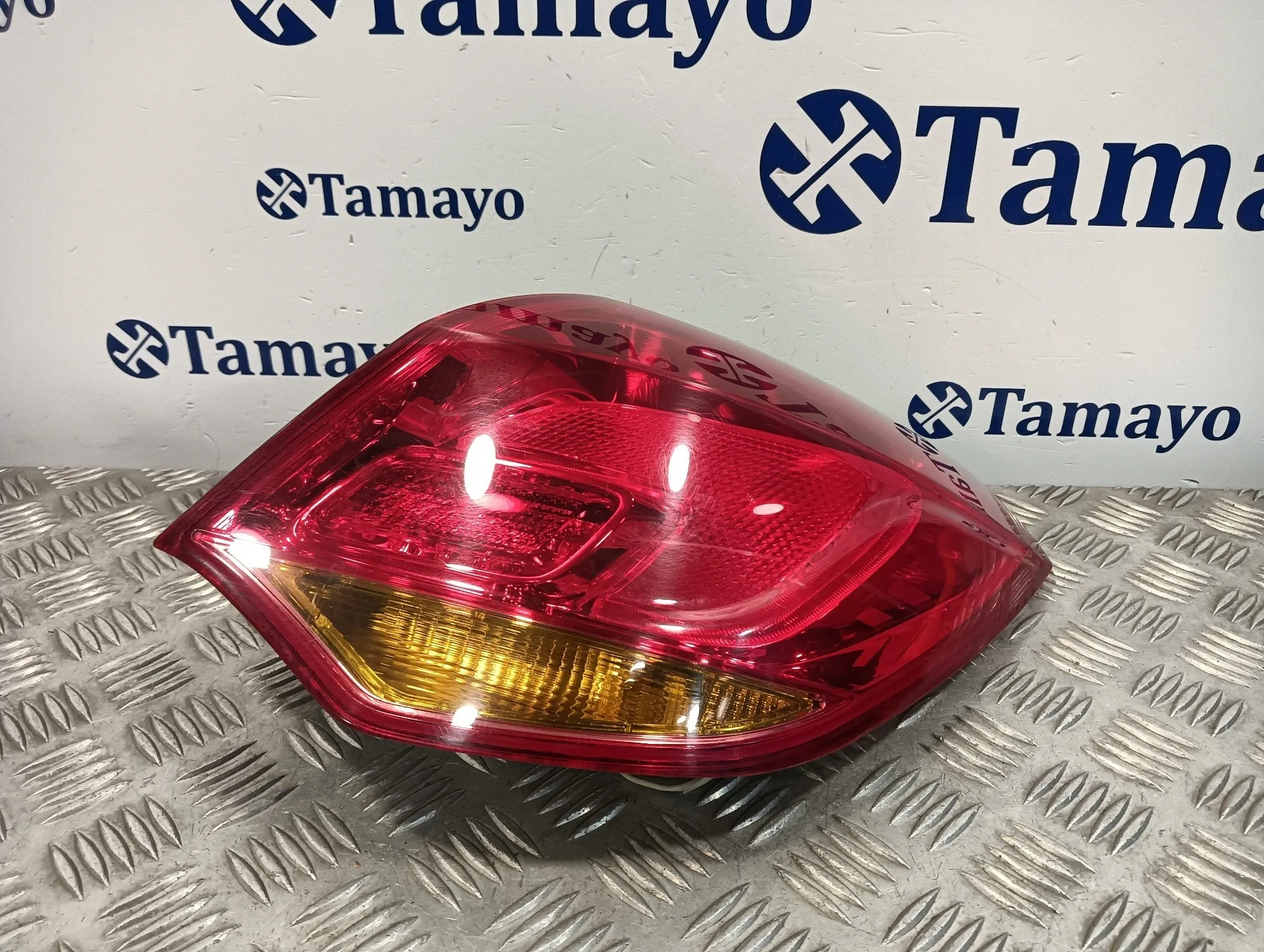 Piloto Trasero Derecho para Opel Astra J Lim.