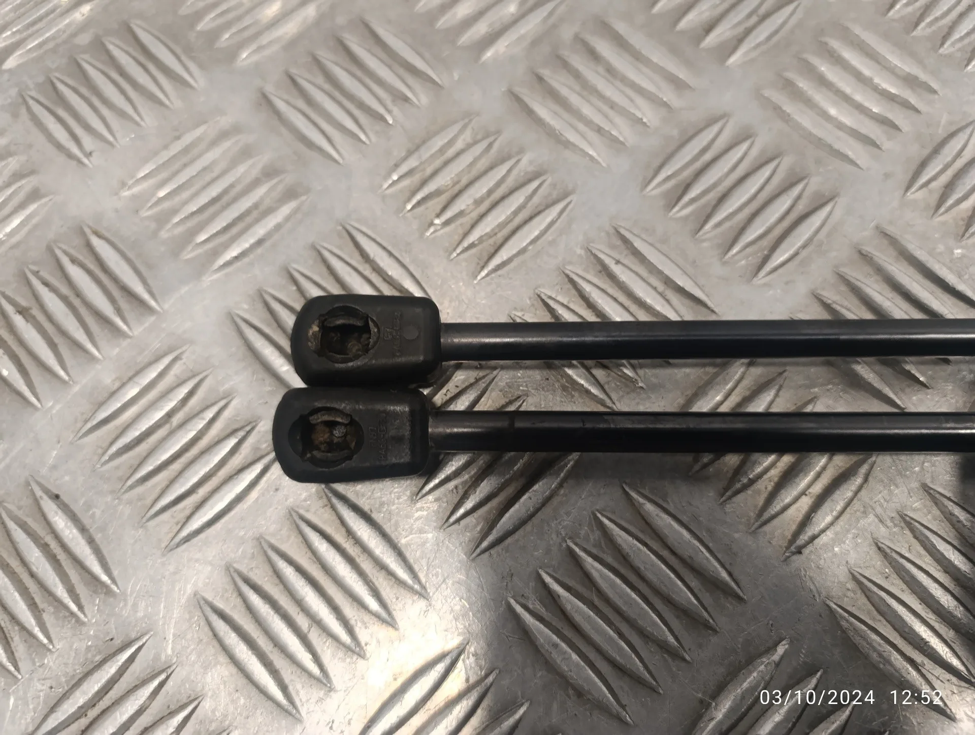 Amortiguadores Maletero / Porton para Volkswagen Golf Vi (5K1)