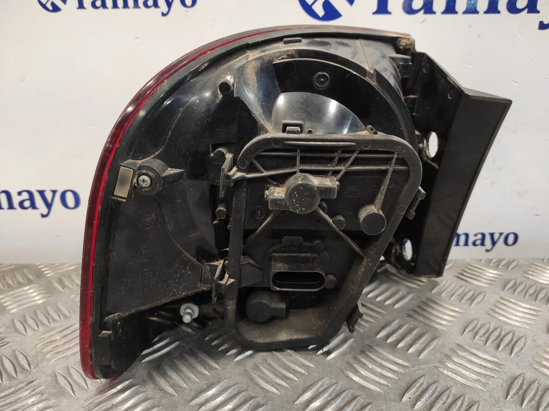 Piloto Trasero Derecho para Volkswagen Touareg (7L6)