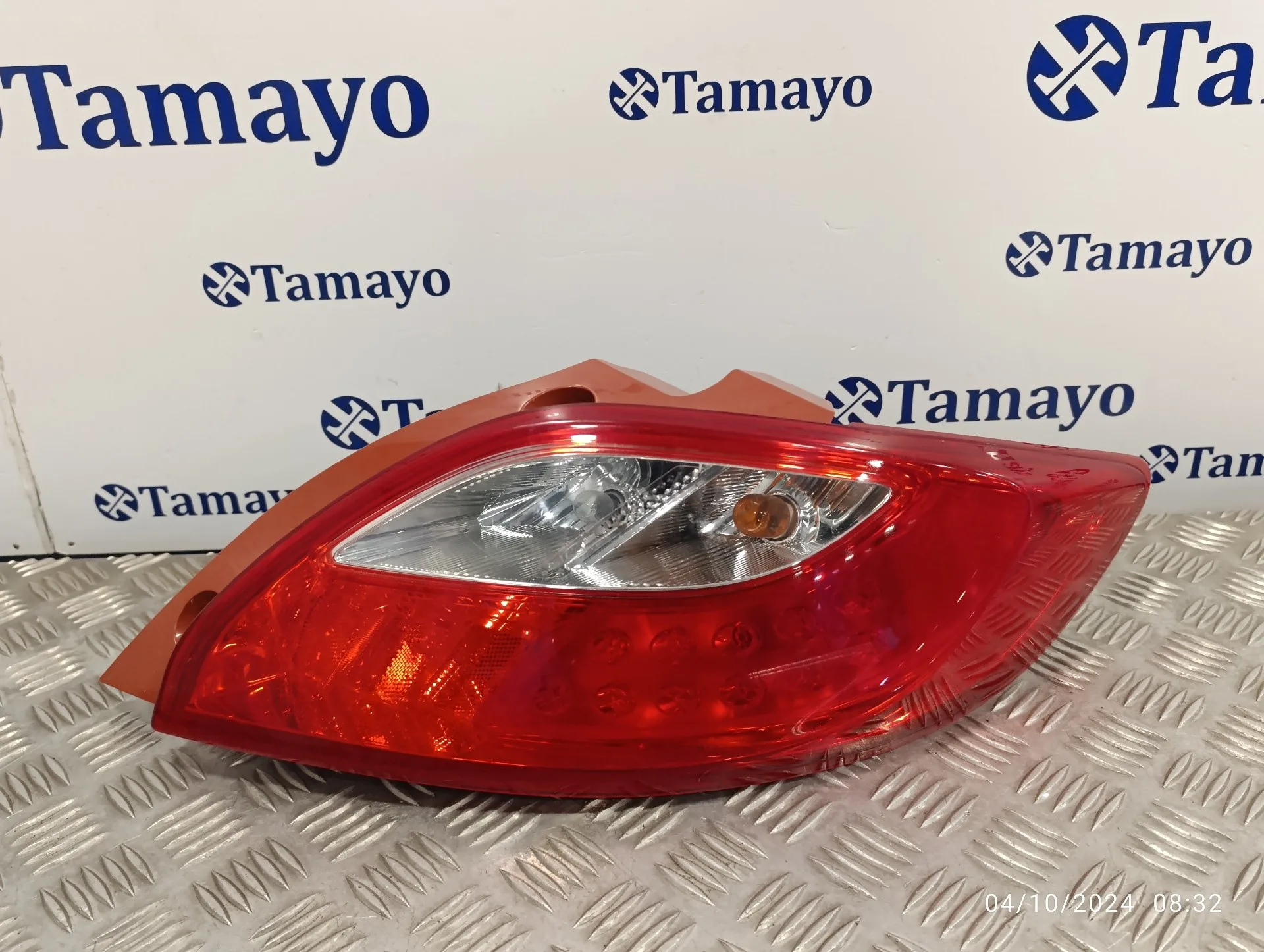Piloto Trasero Derecho para Mazda 2 Lim. (De)