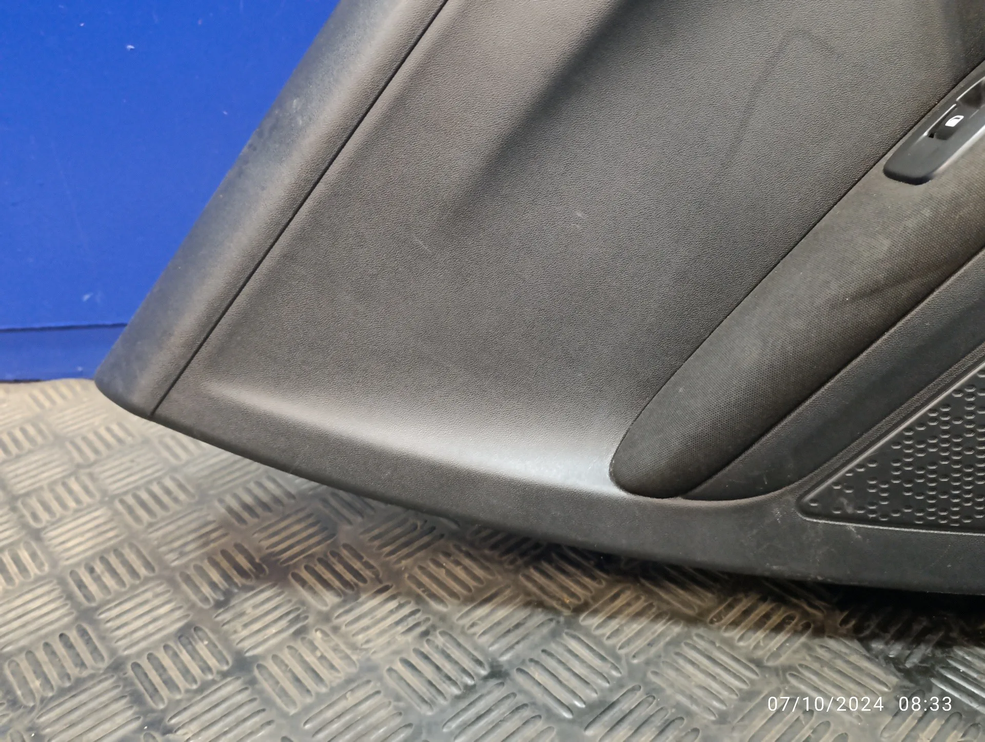 Guarnecido Puerta Trasera Izquierda para Peugeot 2008 (--.2013->)
