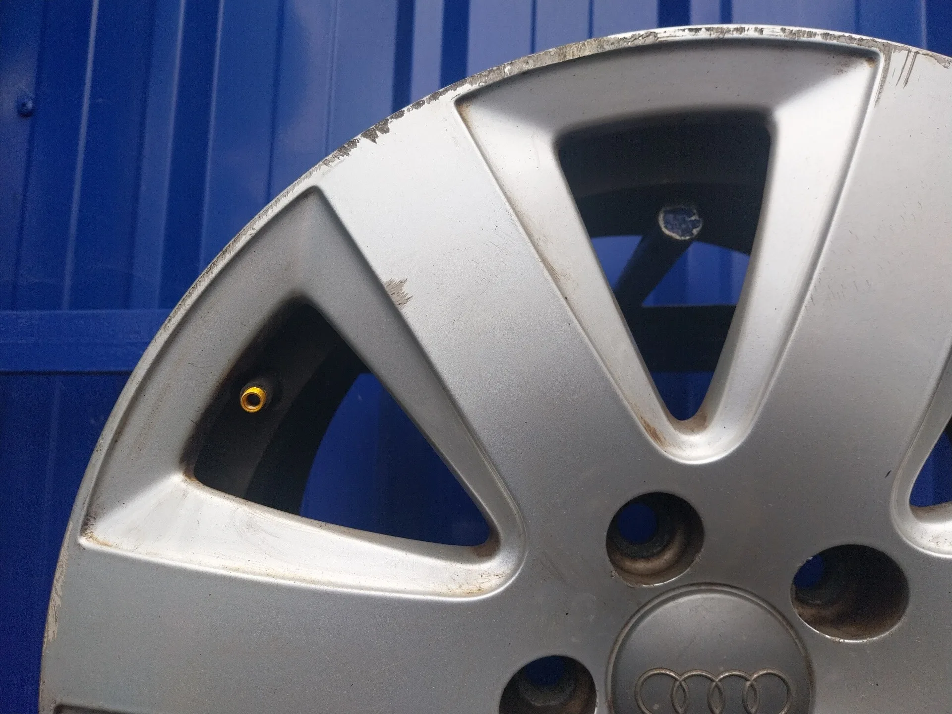Llanta para Audi A6 Berlina (4F2)