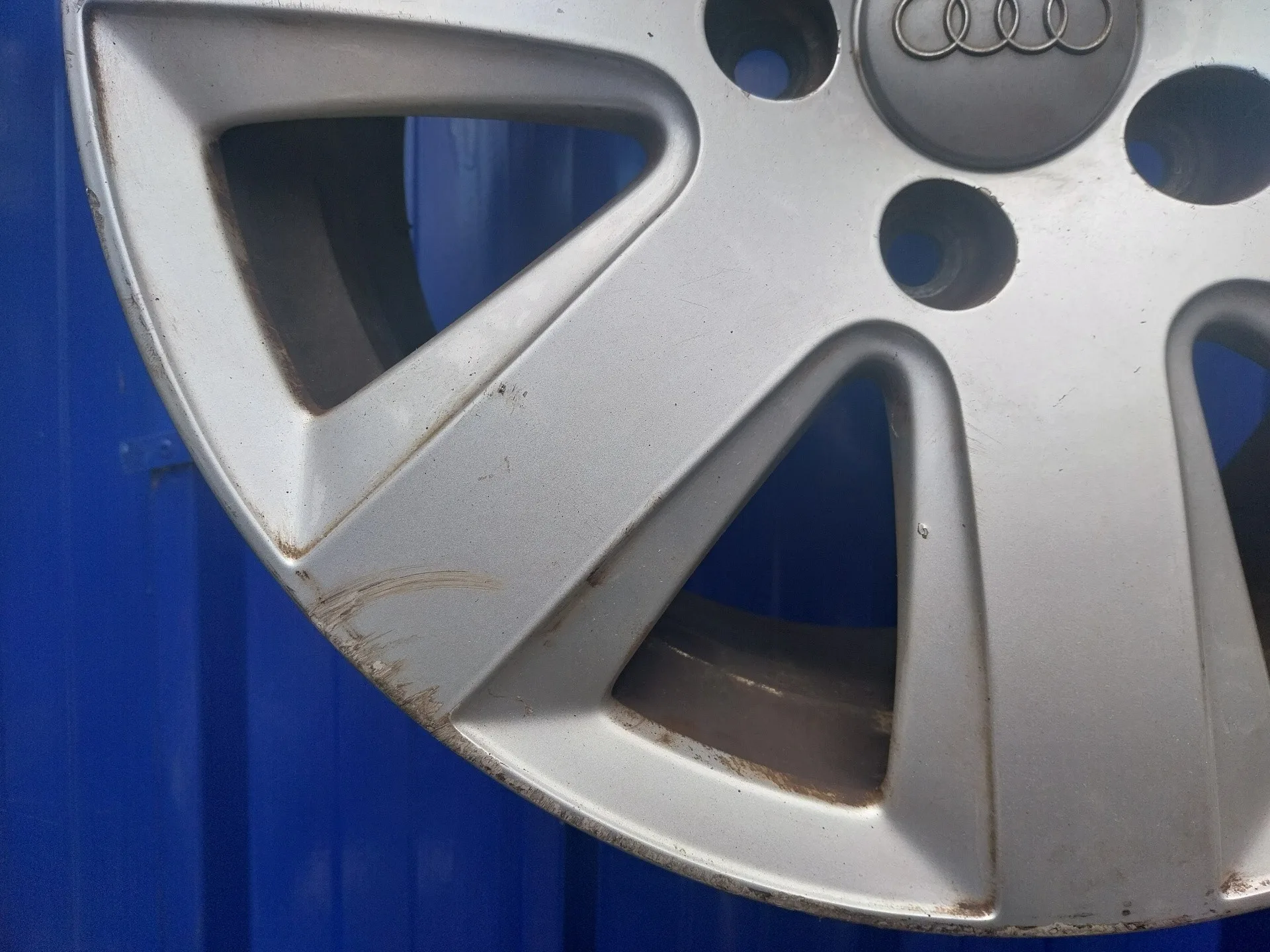 Llanta para Audi A6 Berlina (4F2)