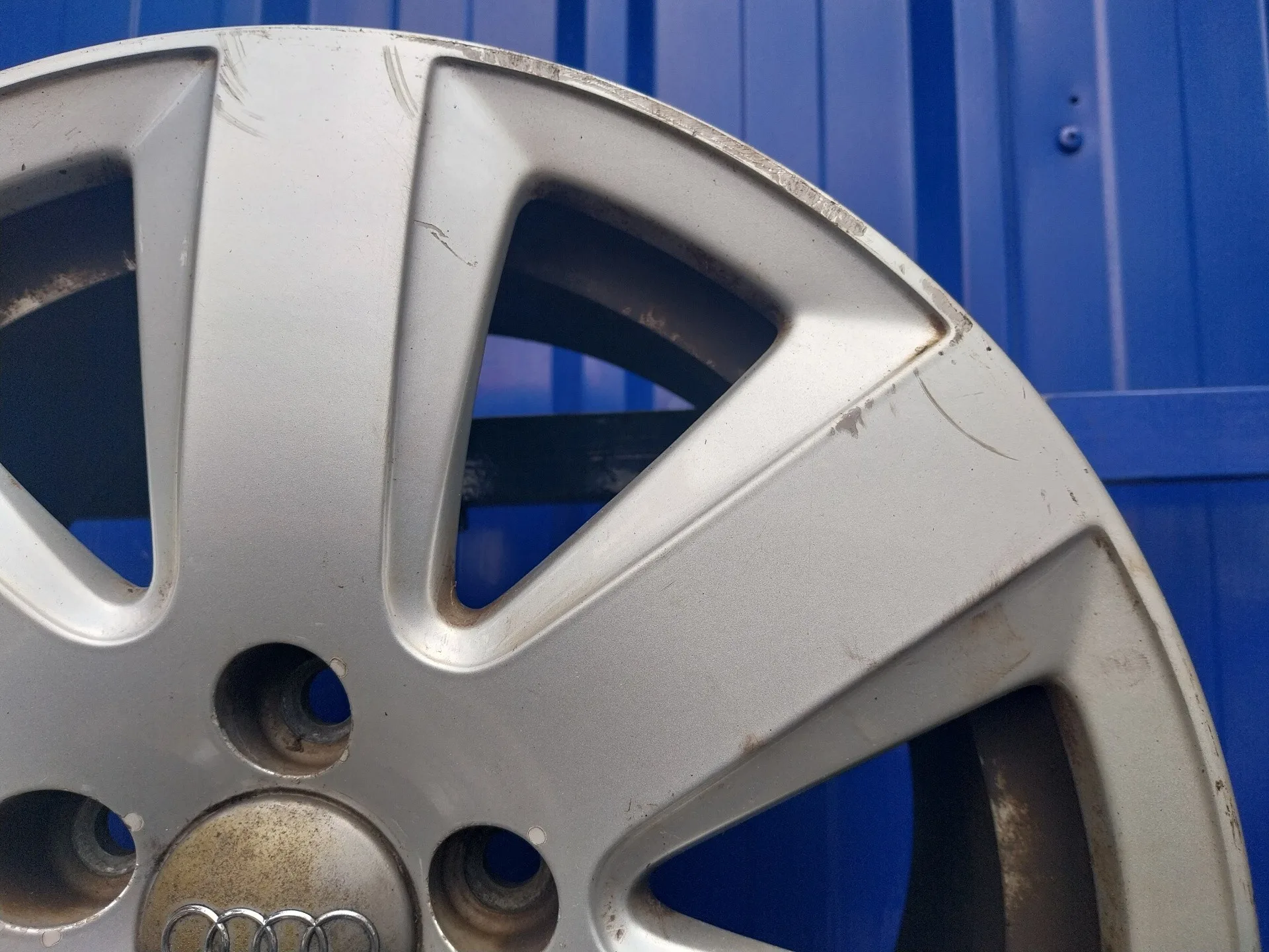 Llanta para Audi A6 Berlina (4F2)