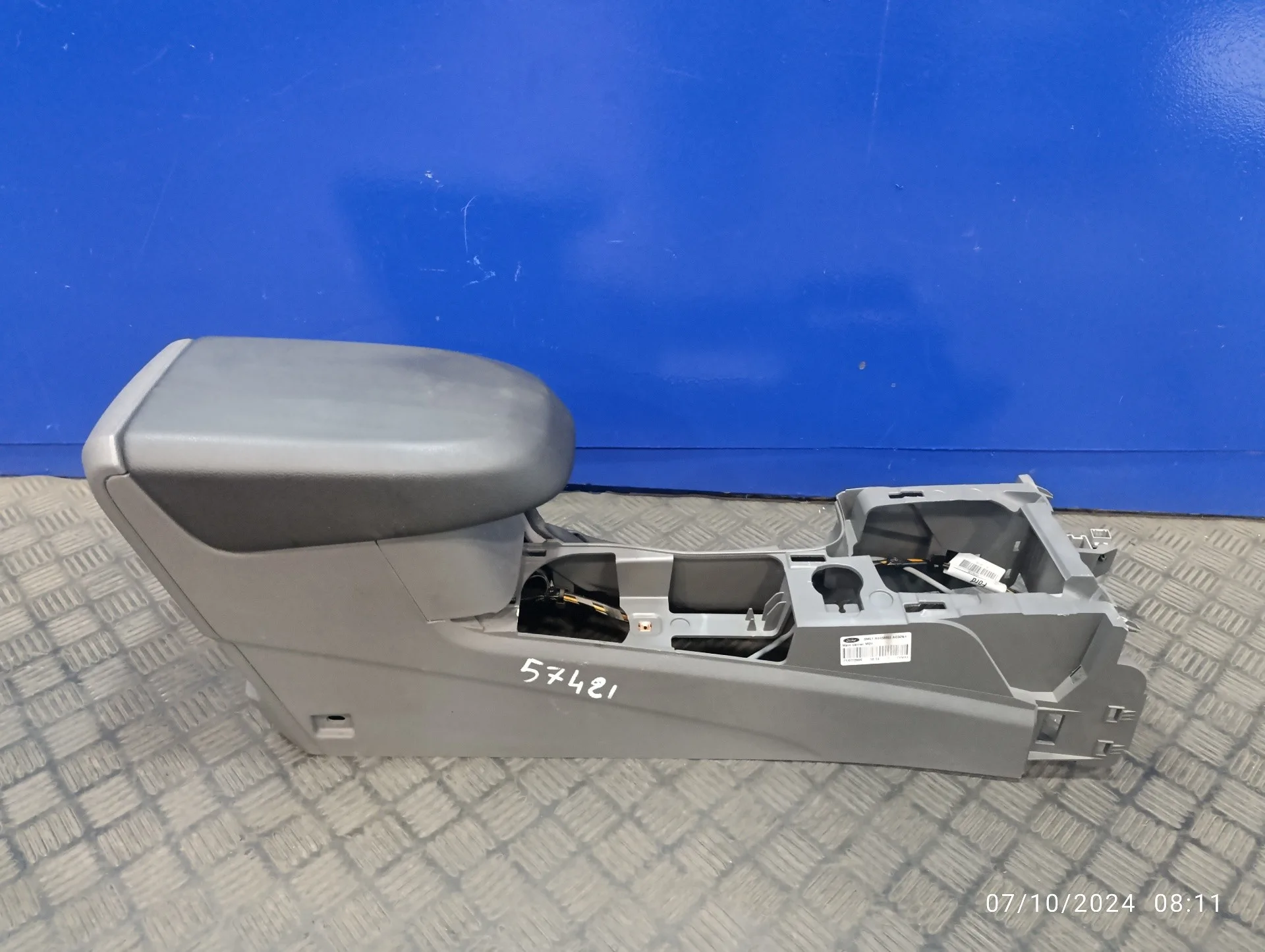 Apoyabrazos Central para Ford Focus Turnier (Cb4)