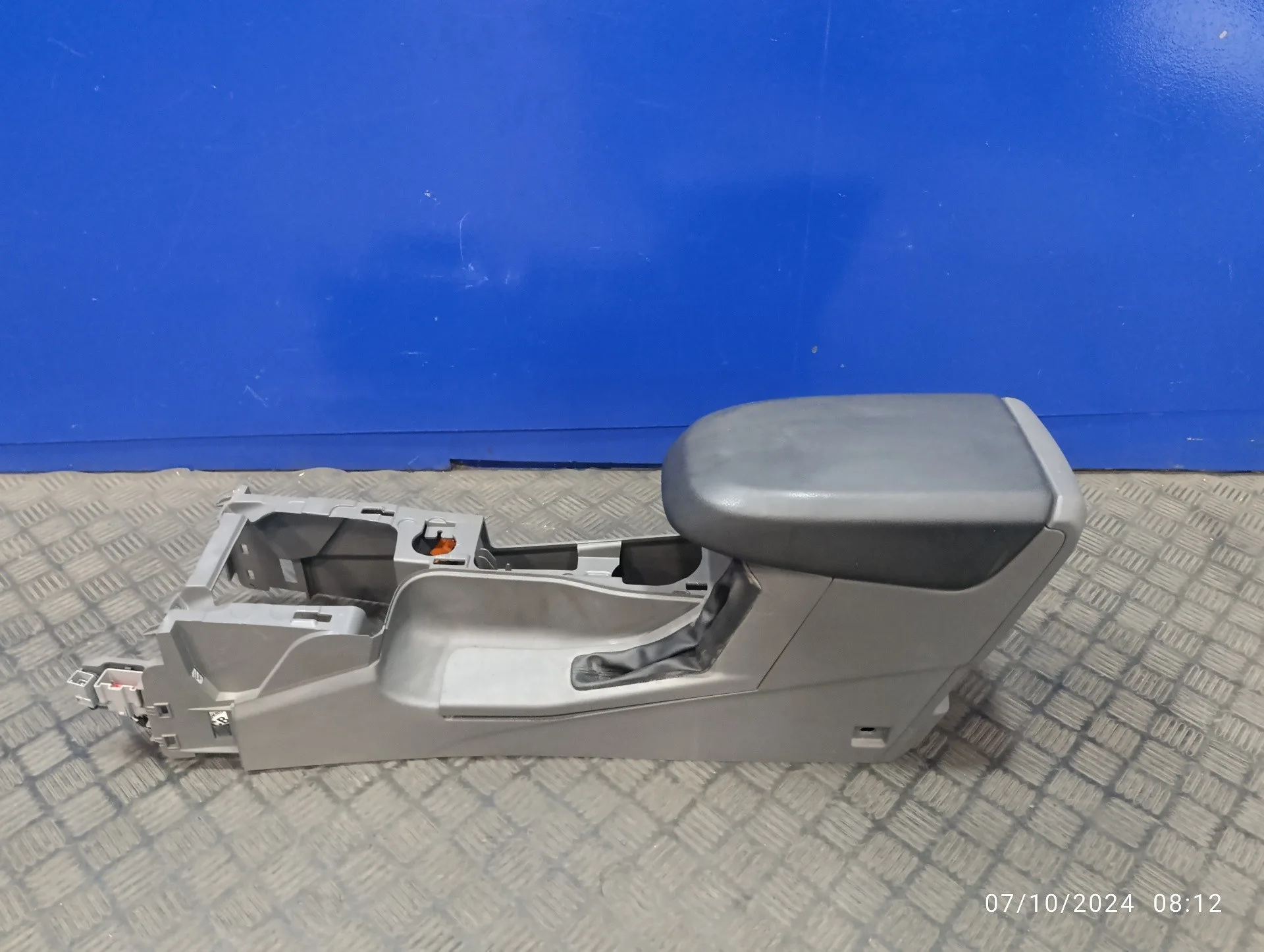 Apoyabrazos Central para Ford Focus Turnier (Cb4)