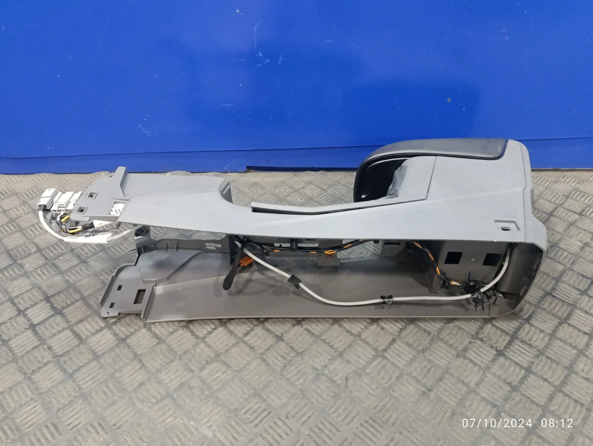 Apoyabrazos Central para Ford Focus Turnier (Cb4)