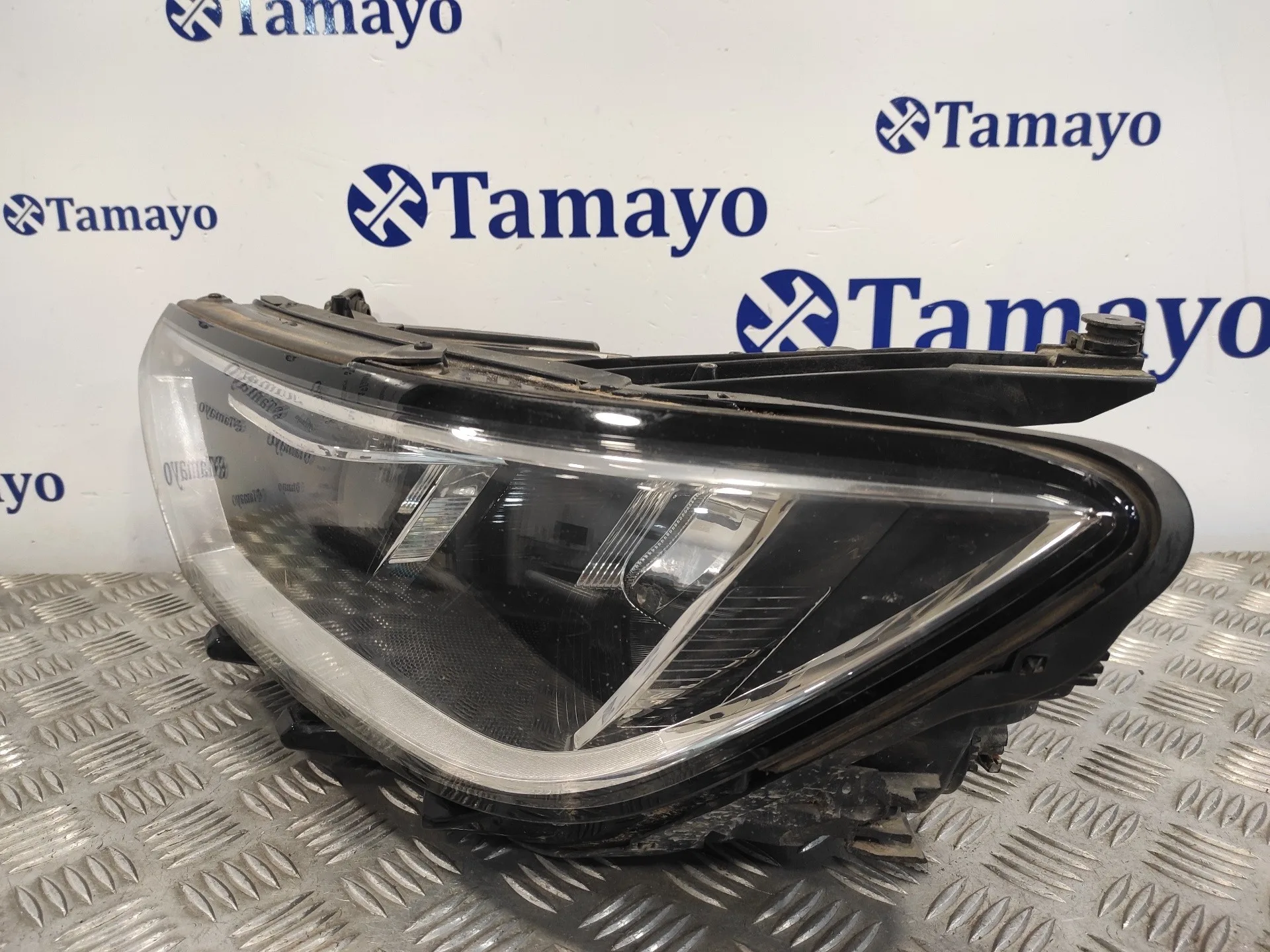 Faro Izquierdo para Volkswagen Passat Variant (3G5)