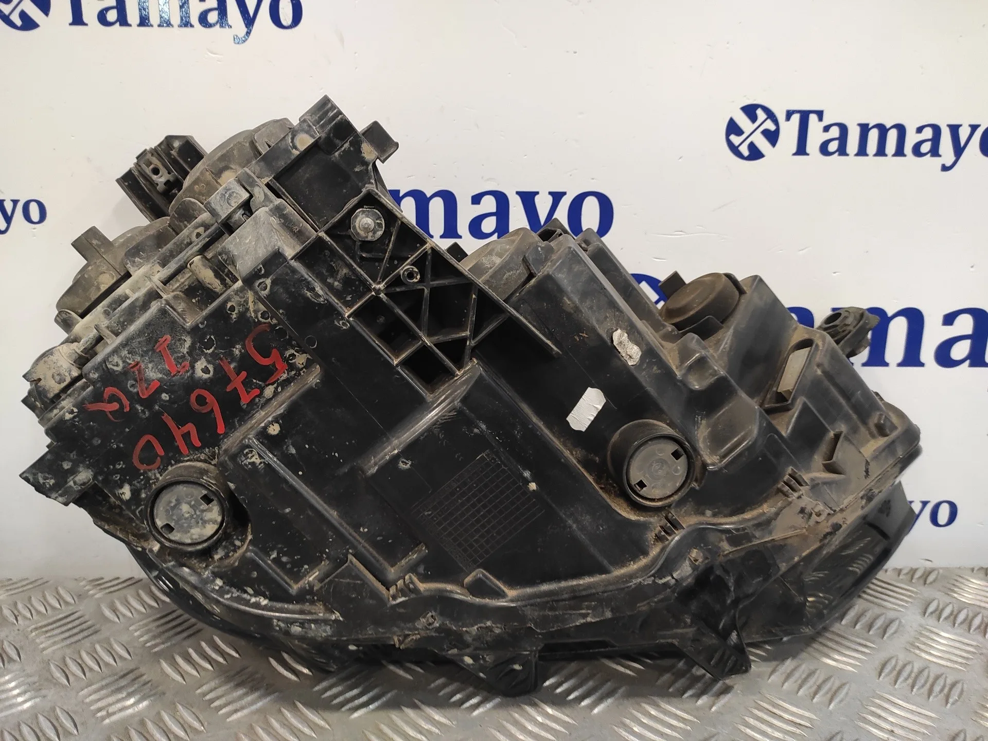 Faro Izquierdo para Volkswagen Passat Variant (3G5)