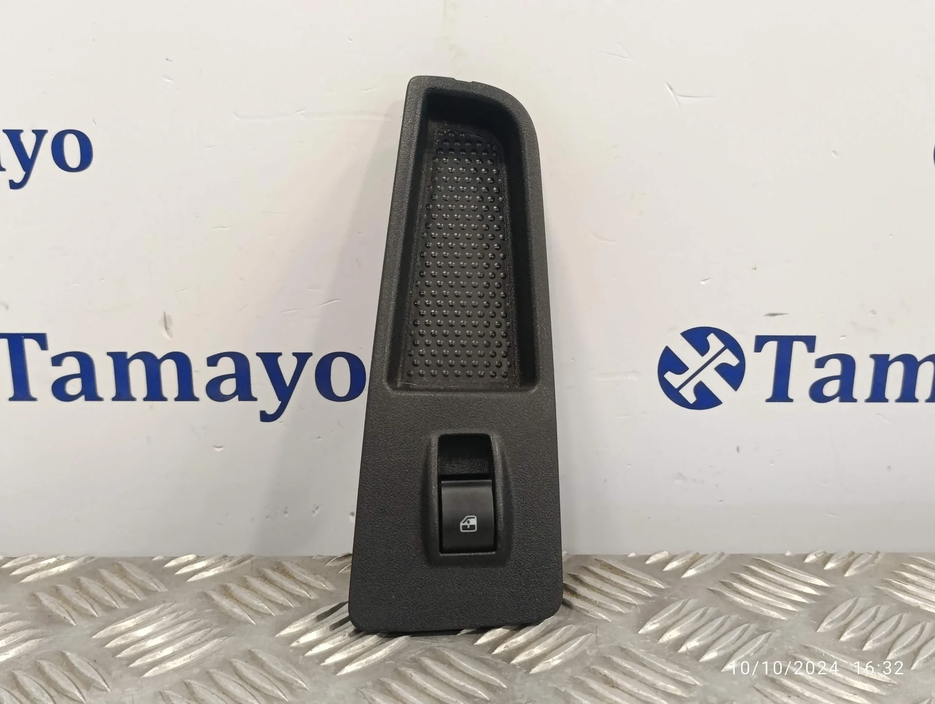 Mando Elevalunas Delantero Derecho para Fiat Bravo (198)
