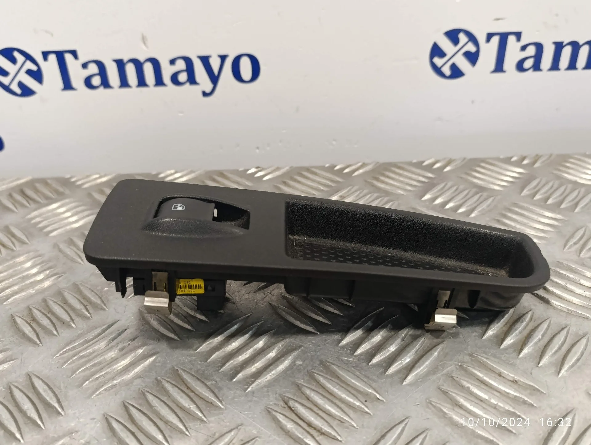 Mando Elevalunas Delantero Derecho para Fiat Bravo (198)