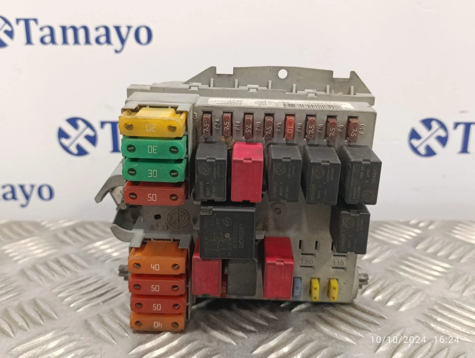 Caja Reles / Fusibles para Fiat Bravo (198)
