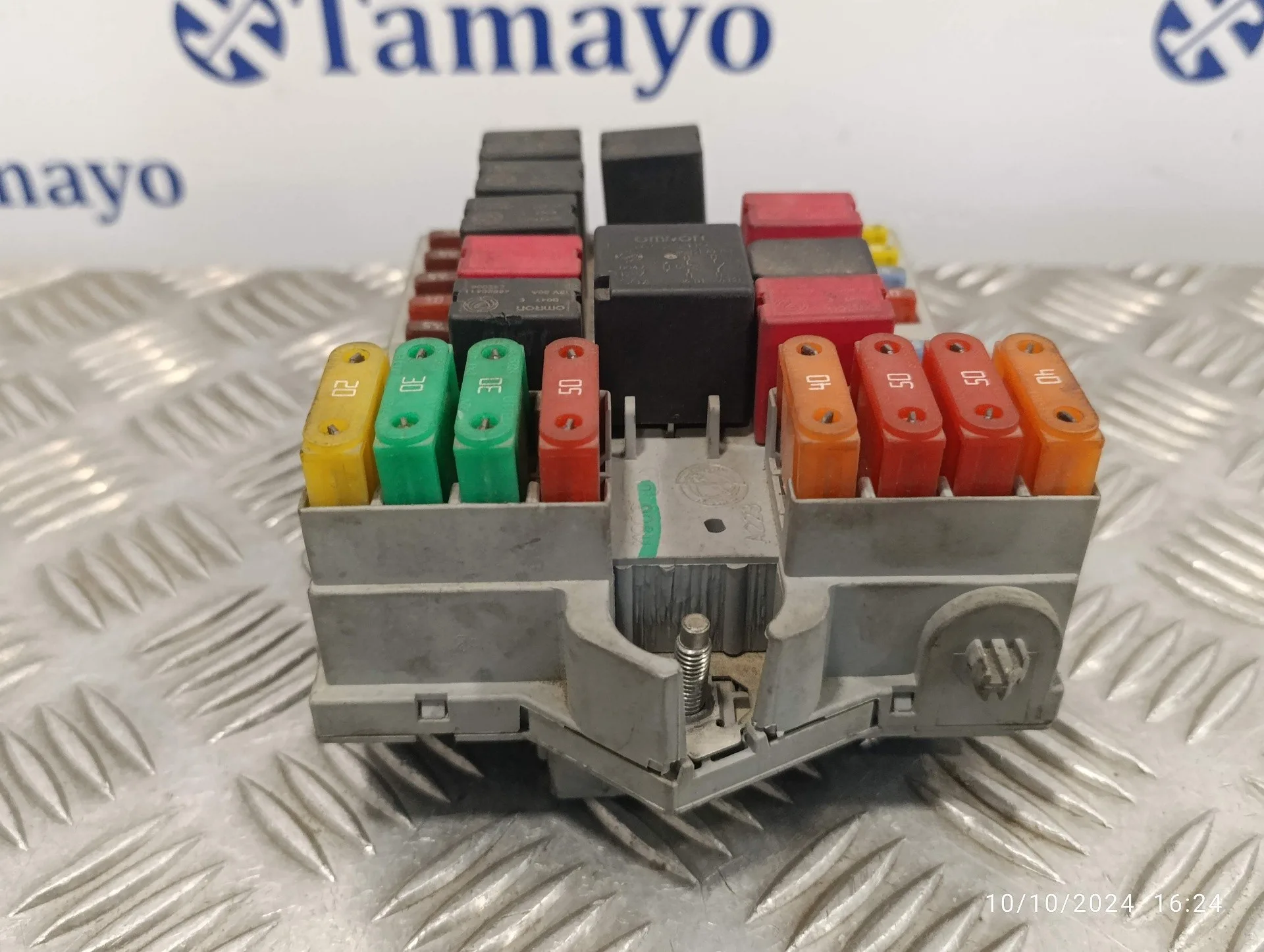 Caja Reles / Fusibles para Fiat Bravo (198)