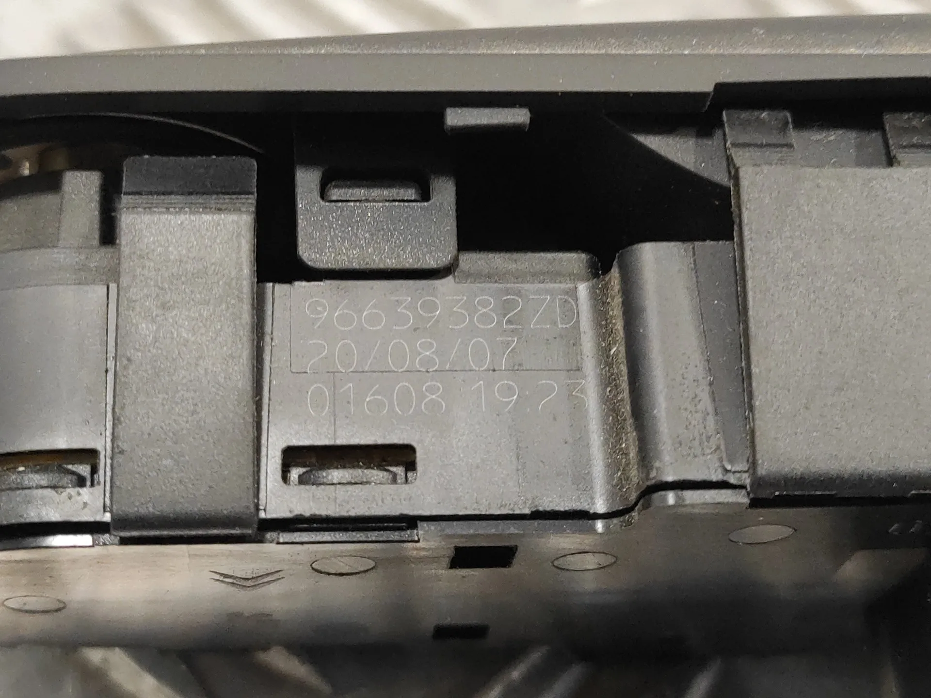 Mando Elevalunas Delantero Izquierdo para Citroën C4 Grand Picasso