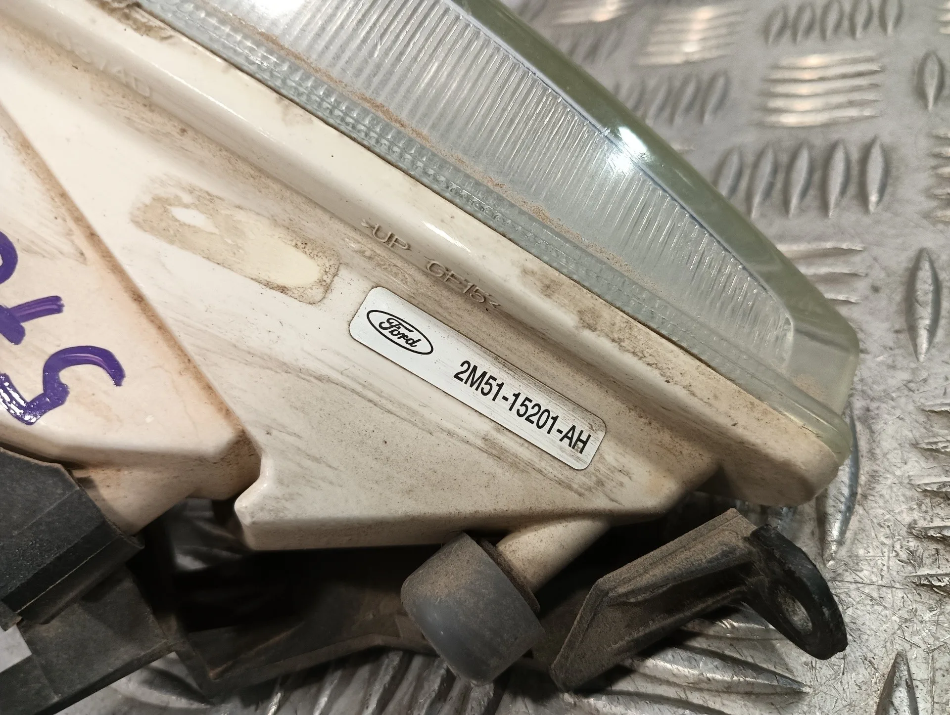 Faro Antiniebla Izquierdo para Ford Focus Berlina (Cak)