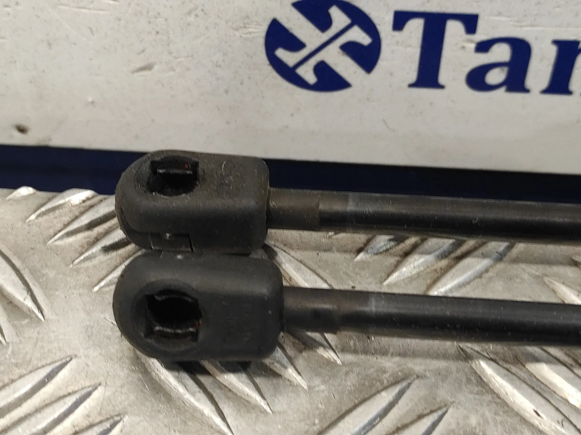 Amortiguadores Capo para Land Rover Freelander (Lr2)
