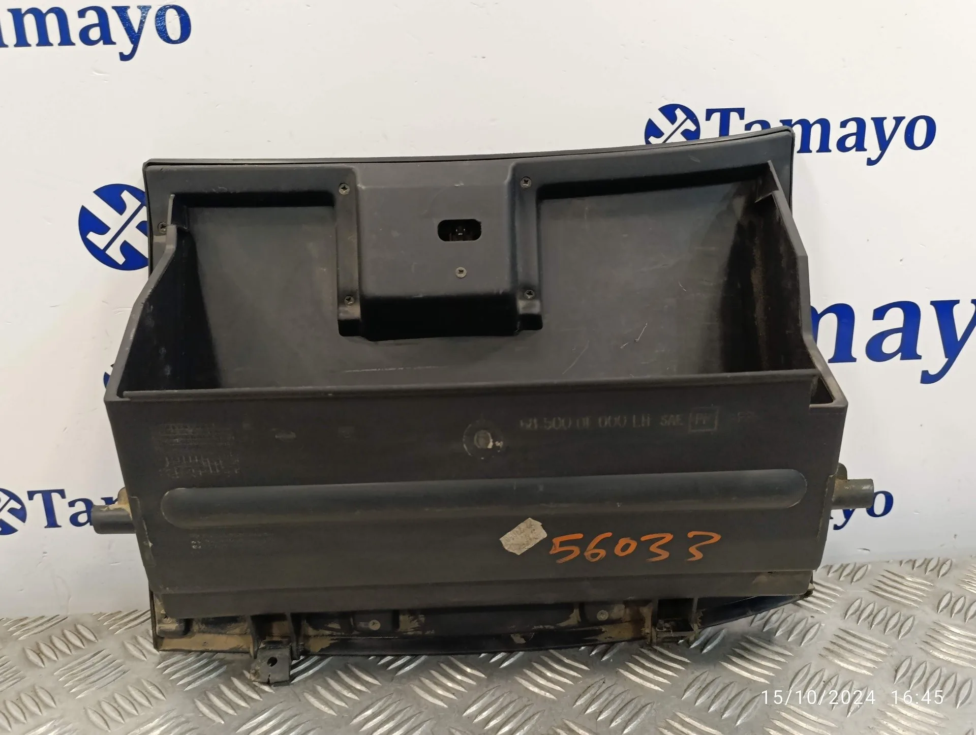 Guantera para Nissan Terrano/Terrano.ii (R20)