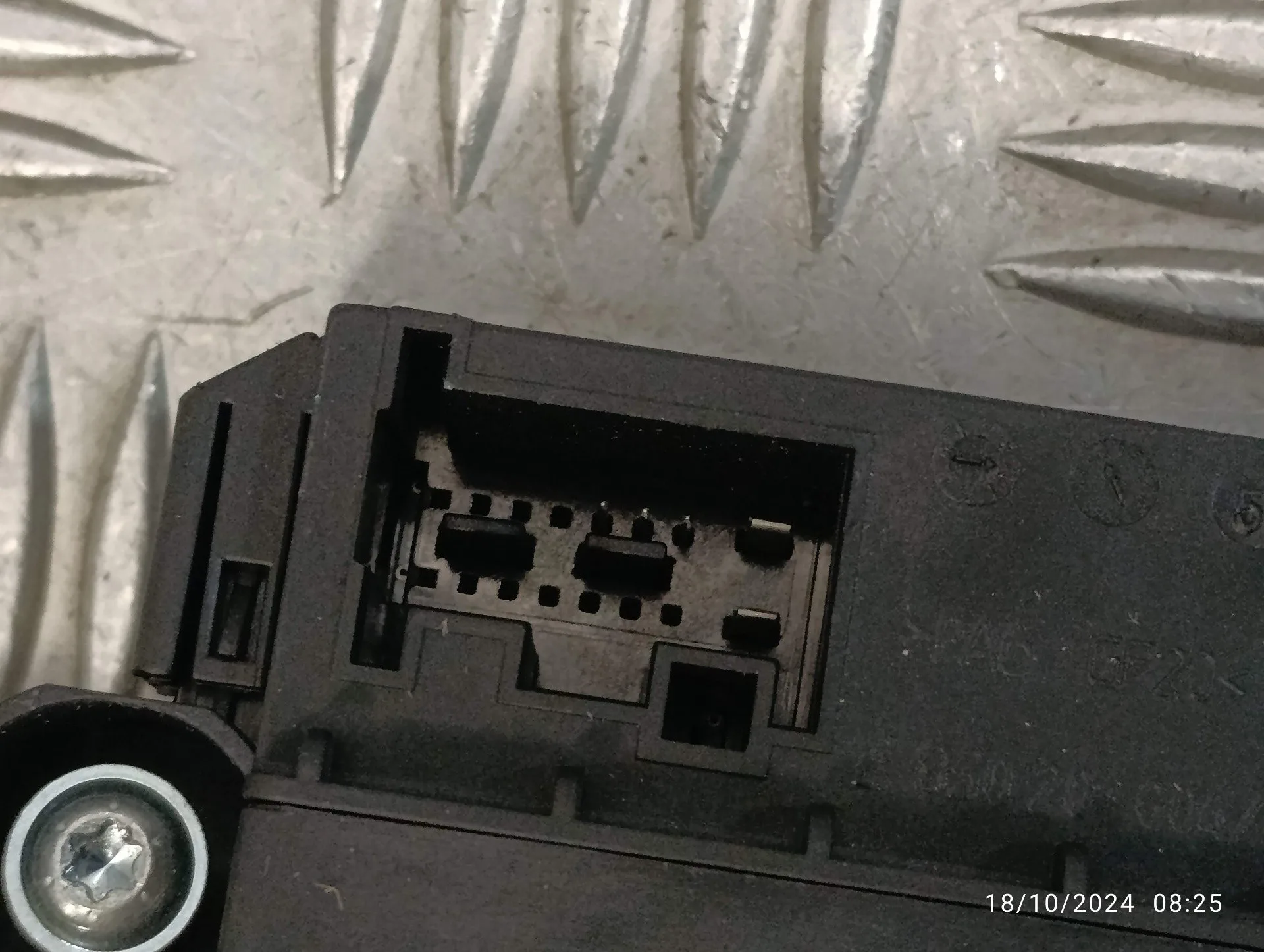 Elevalunas Delantero Derecho para Volkswagen Polo (6R1)