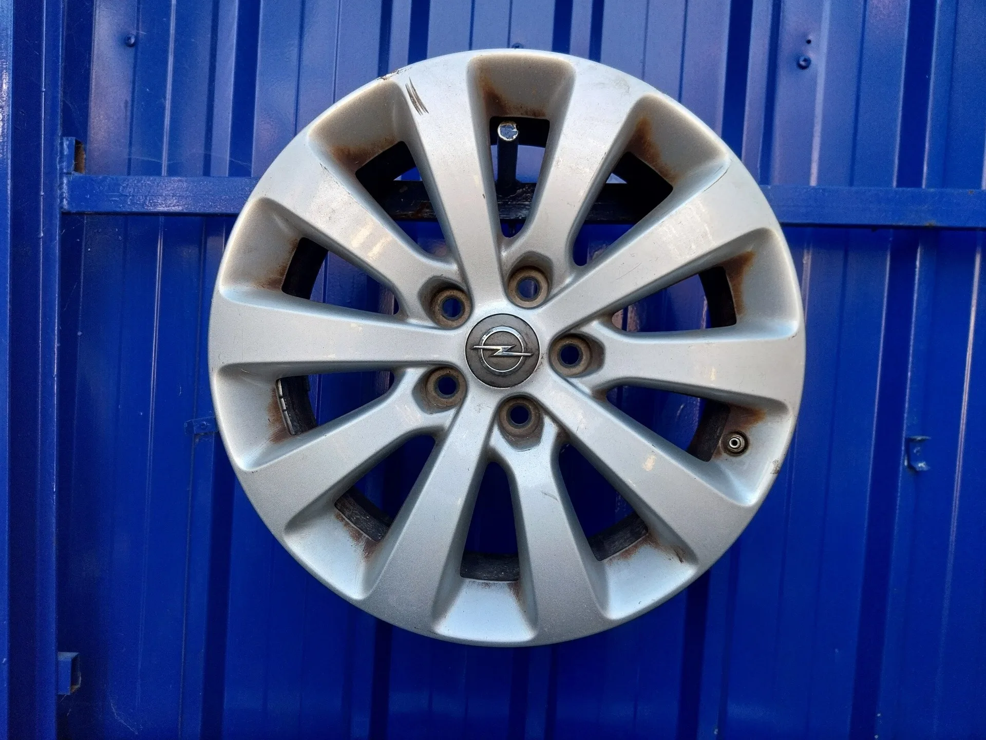 Llanta para Opel Astra J Lim.