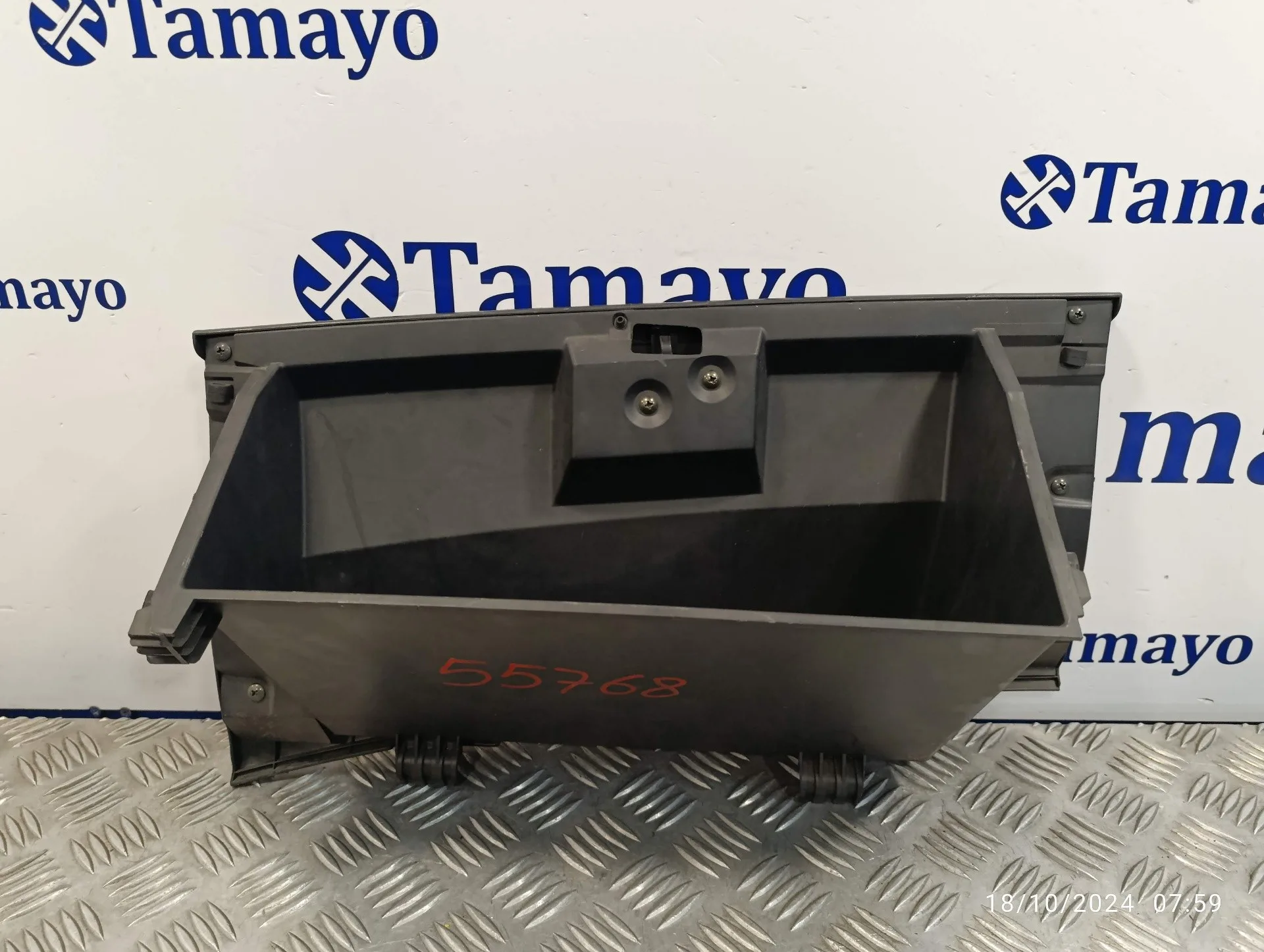 Guantera para Suzuki Swift Berlina (Mz)