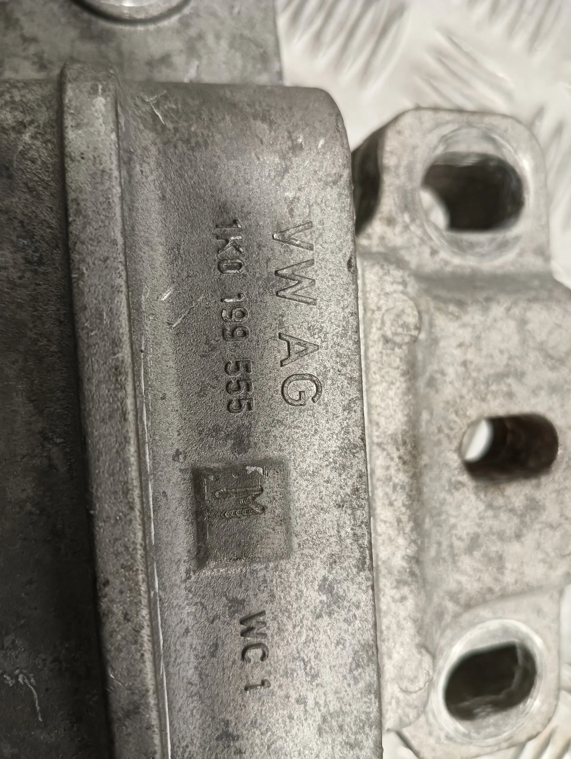 Soporte Motor Izquierdo para Volkswagen Caddy Ka/Kb (2K)