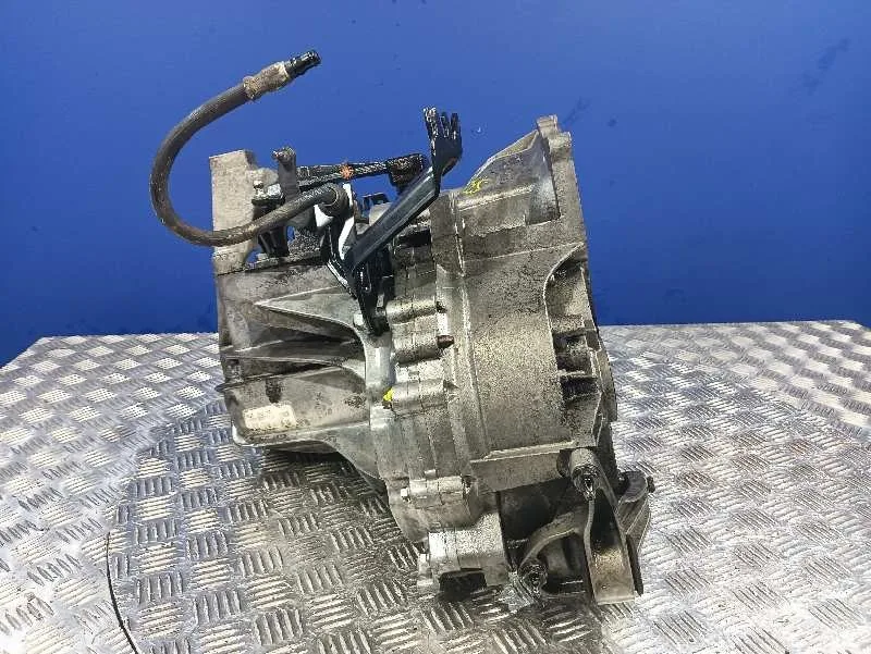 Caja Cambios para Ford Focus Berlina (Cap)
