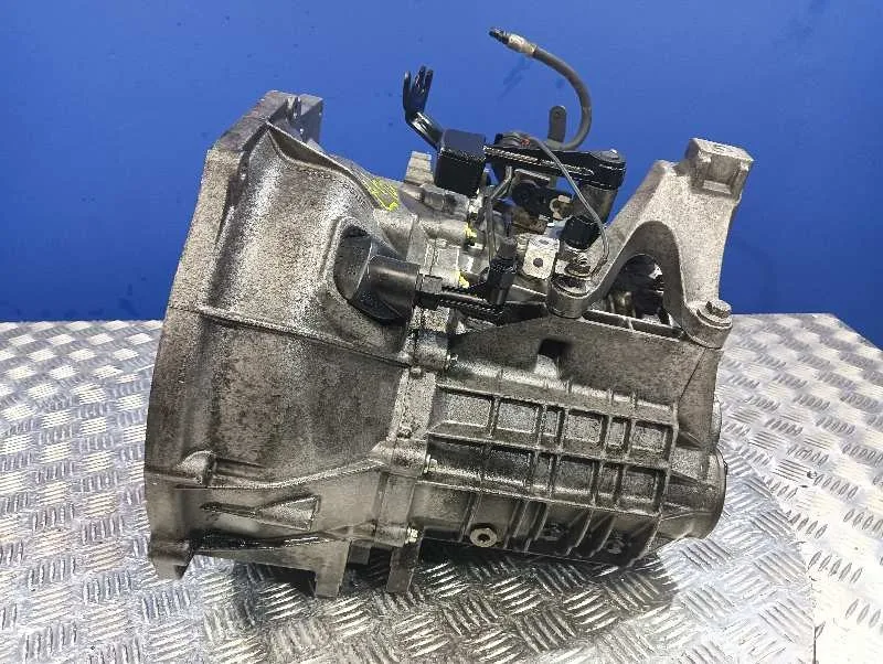 Caja Cambios para Ford Focus Berlina (Cap)