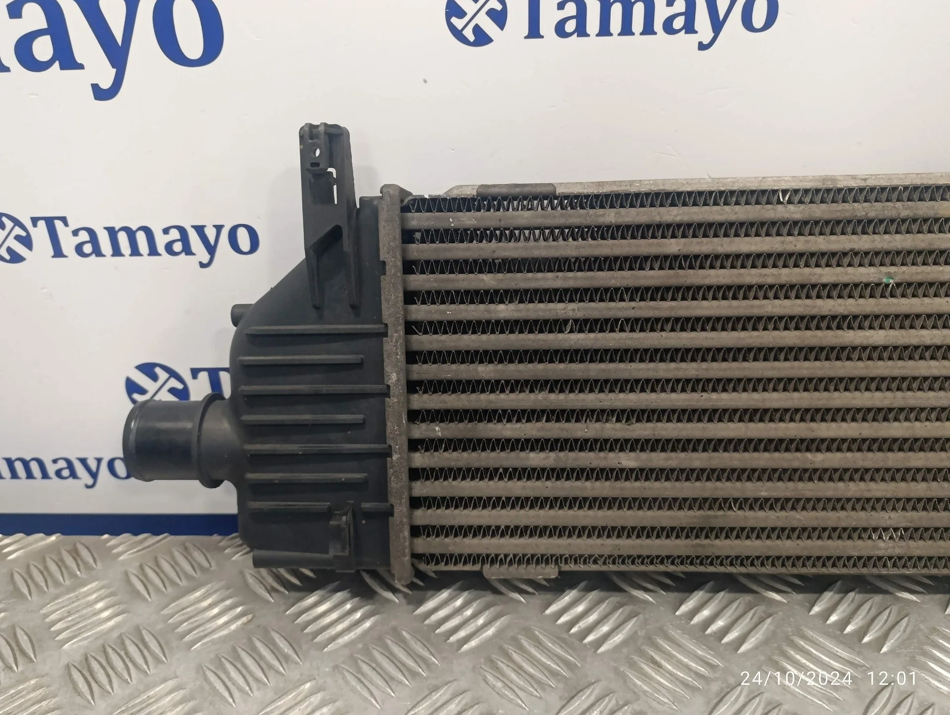 Intercooler para Nissan Micra (K12E)
