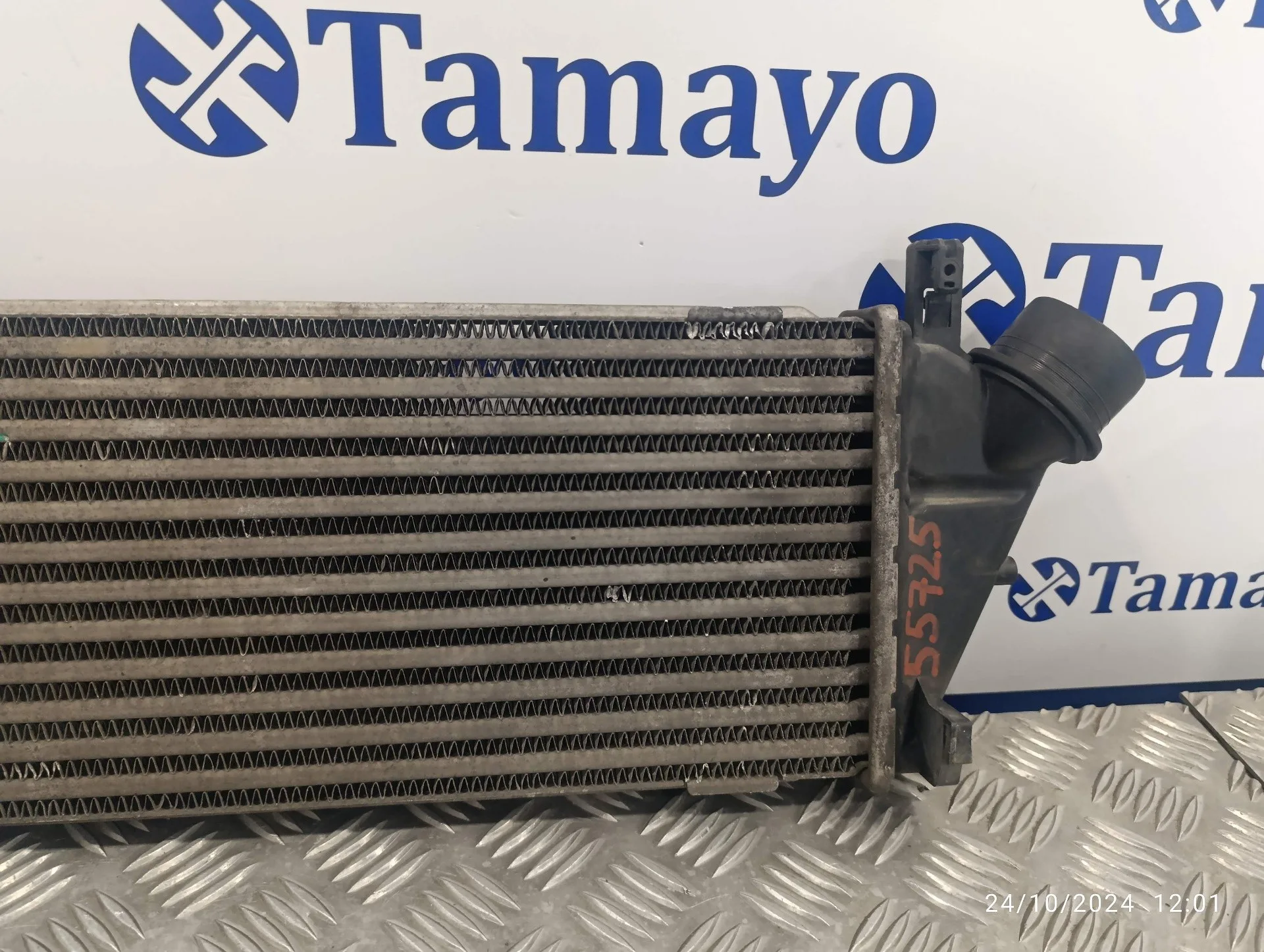 Intercooler para Nissan Micra (K12E)