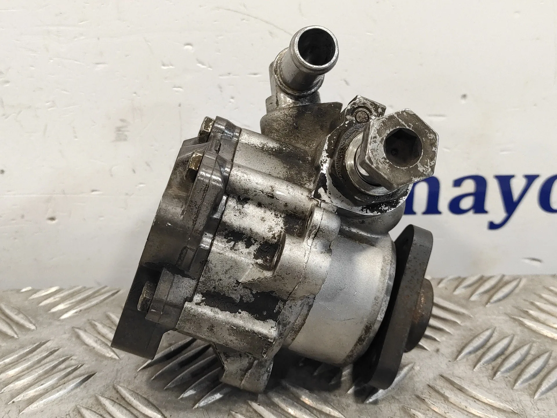 Bomba Direccion para Audi A6 Avant (4F2)
