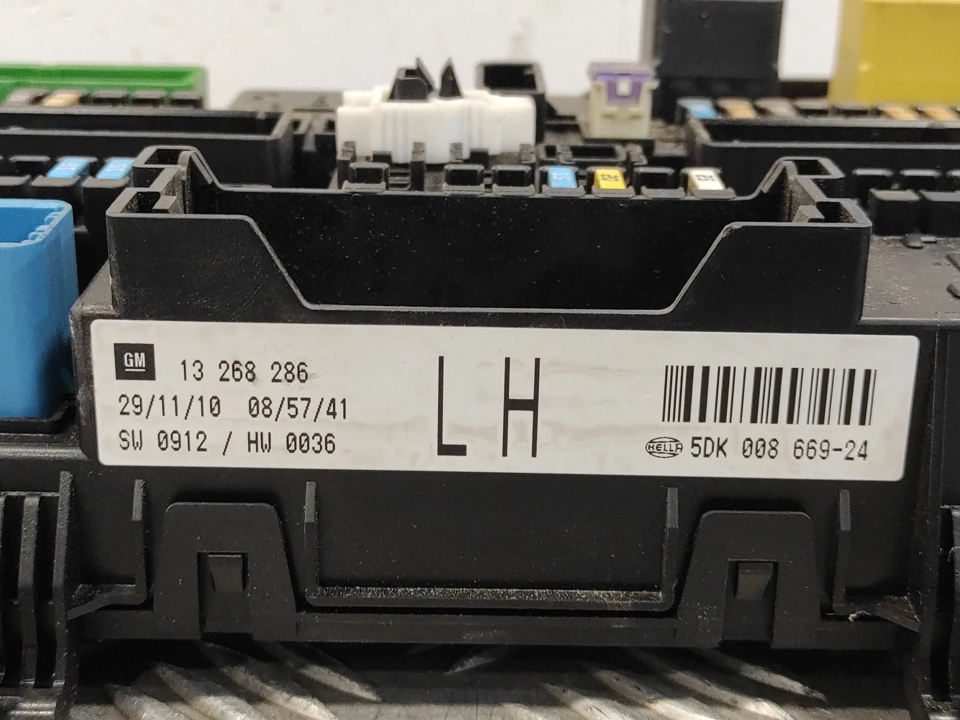 Caja Reles / Fusibles para Opel Zafira B