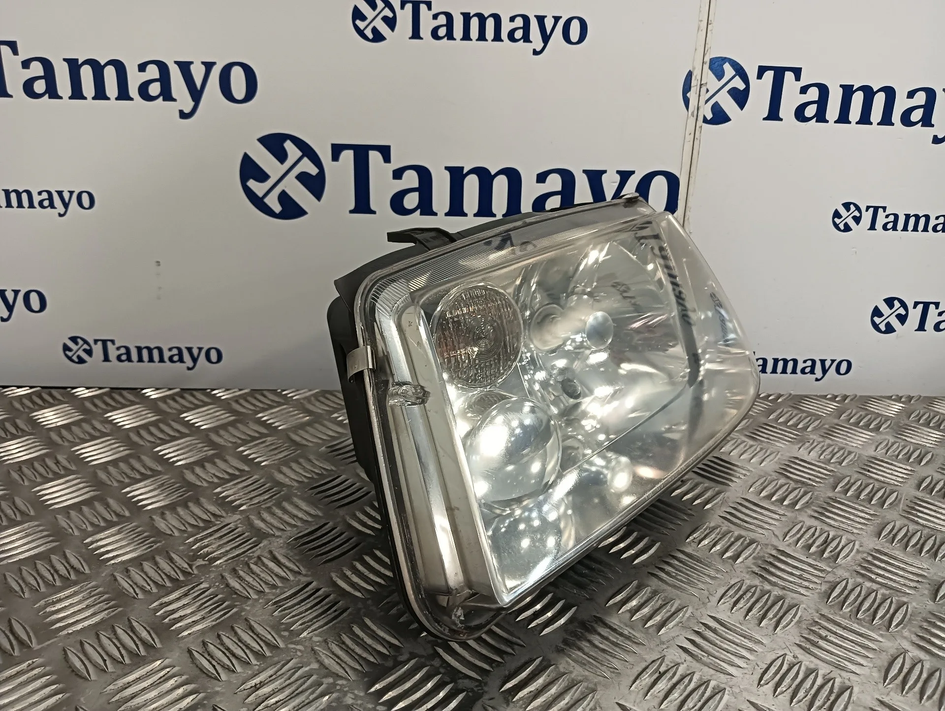 Faro Izquierdo para Volkswagen Bora Berlina (1J2)