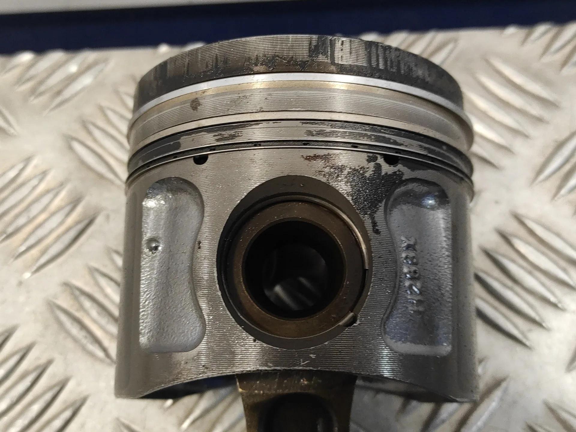 Biela para Peugeot Boxer Caja Cerr.techo Sobreelev.(Bat.4035)(335/440)(2007 =>