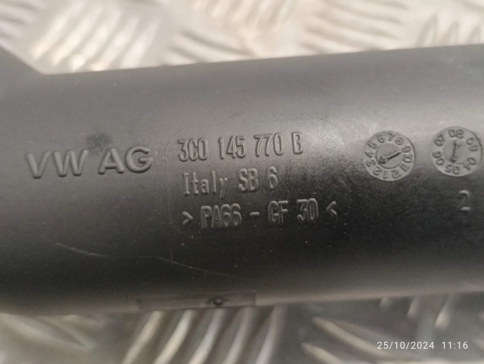 Tubo para Volkswagen Golf V Berlina (1K1)
