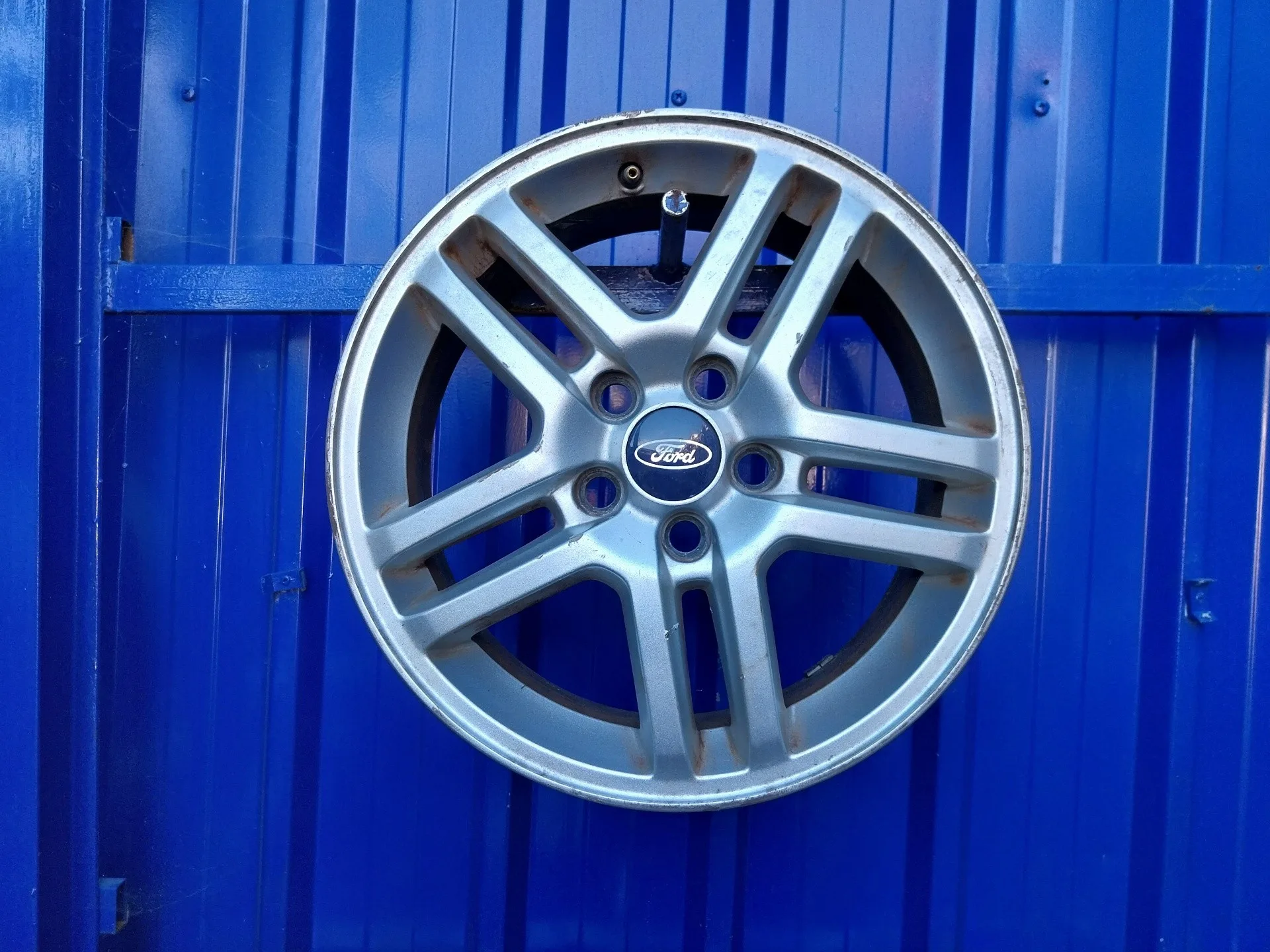 Llanta para Ford Focus C-Max (Cap)