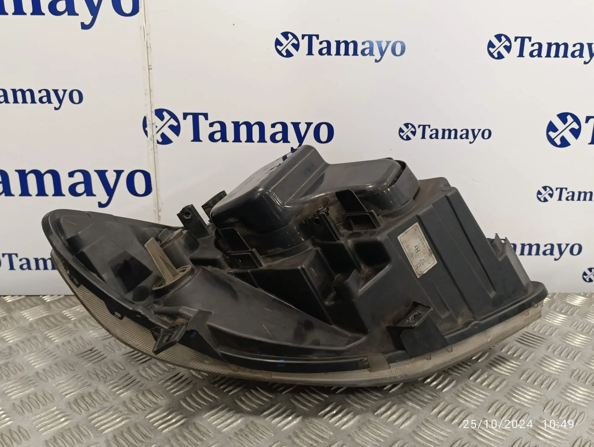 Faro Derecho para Mercedes-Benz Sprinter 02.00 -> Caja Cerrada