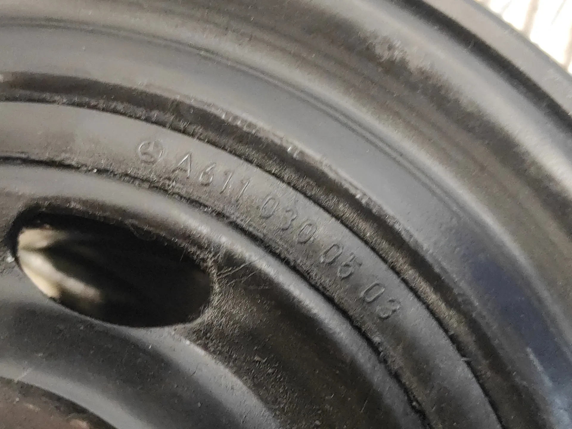 Polea Ciguenal para Mercedes-Benz Sprinter 02.00 -> Caja Cerrada
